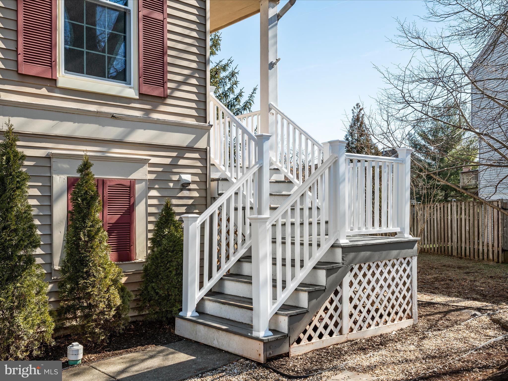 WOODSTONE - Residential