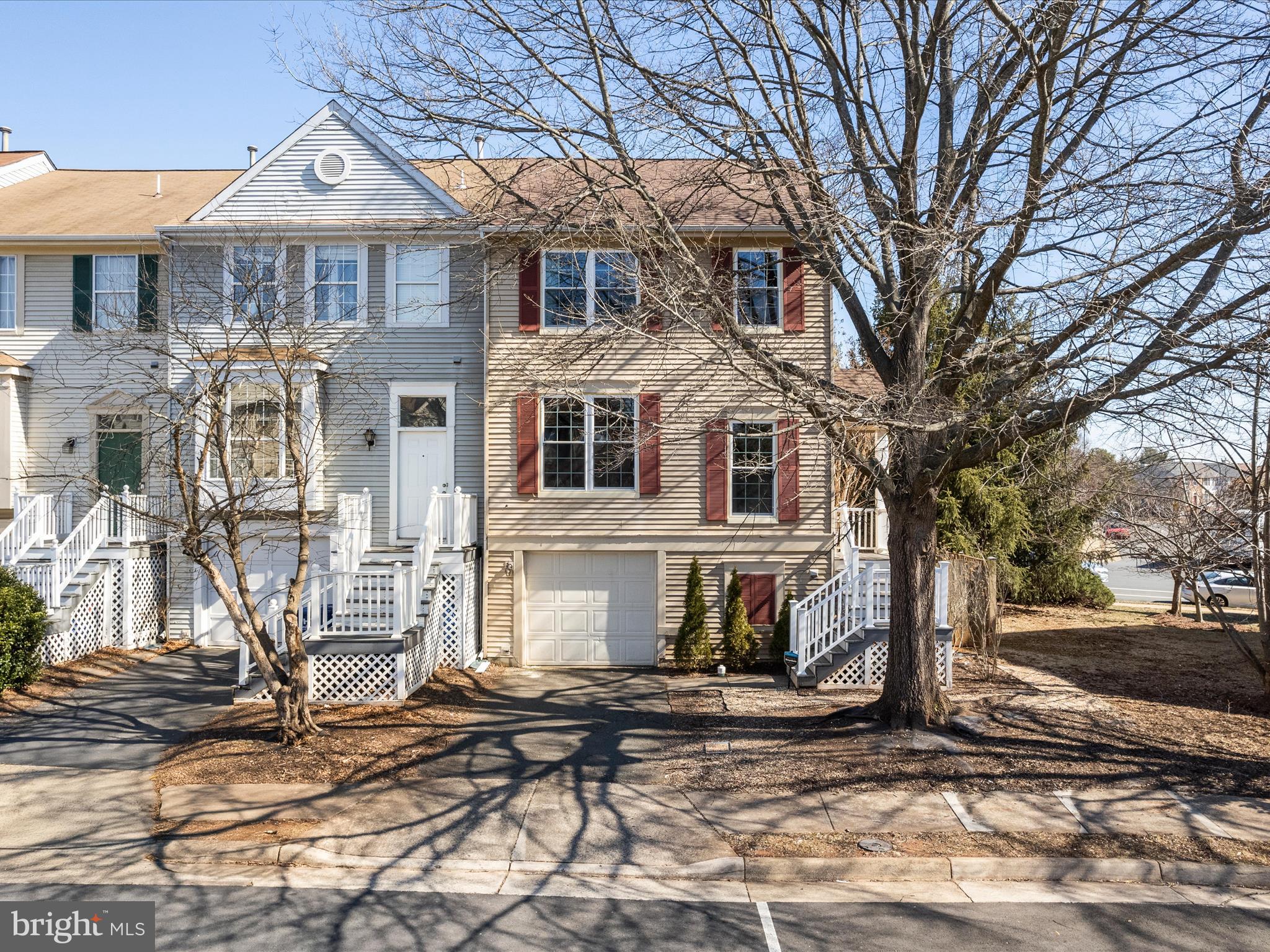 WOODSTONE - Residential