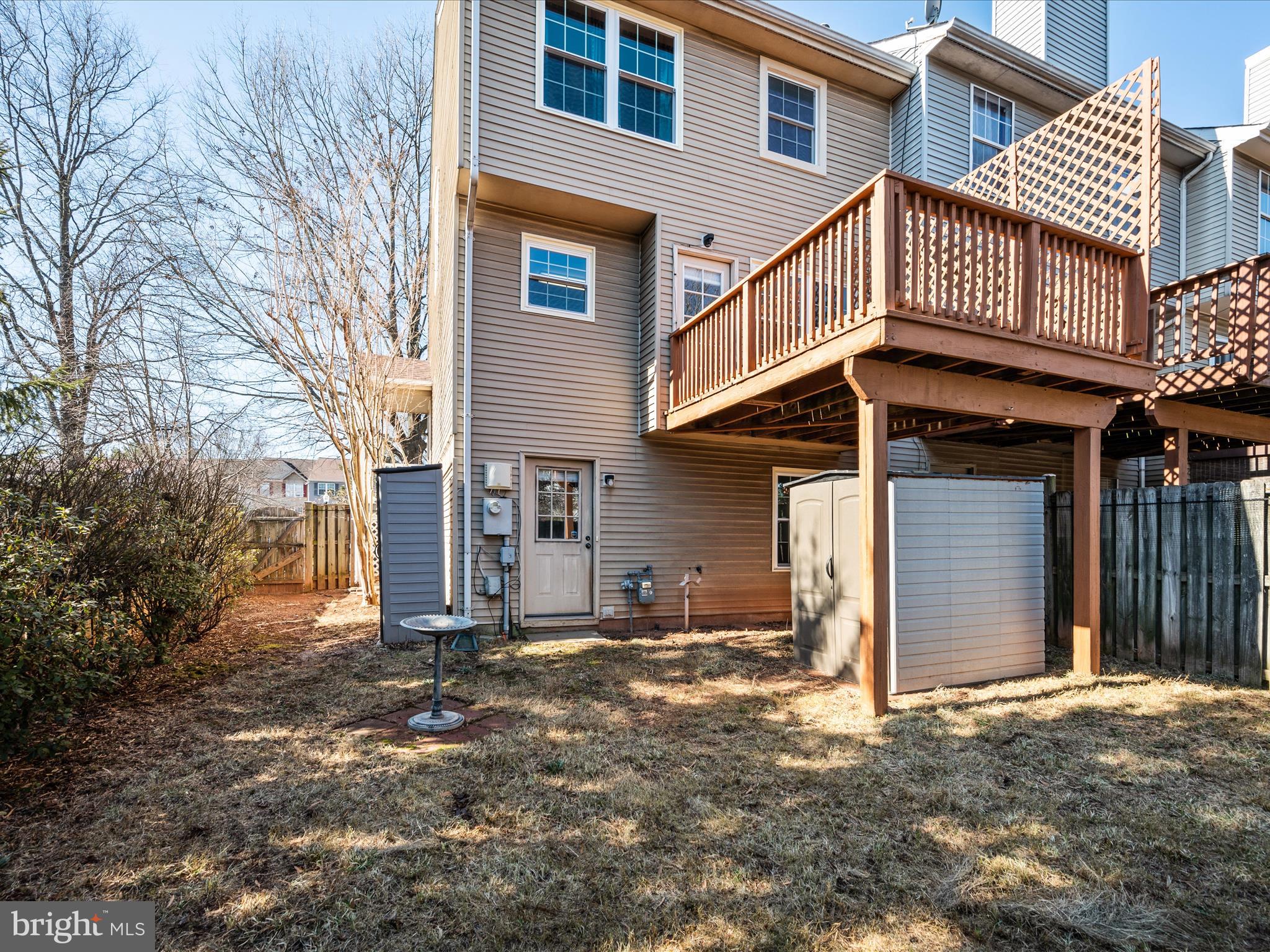 WOODSTONE - Residential