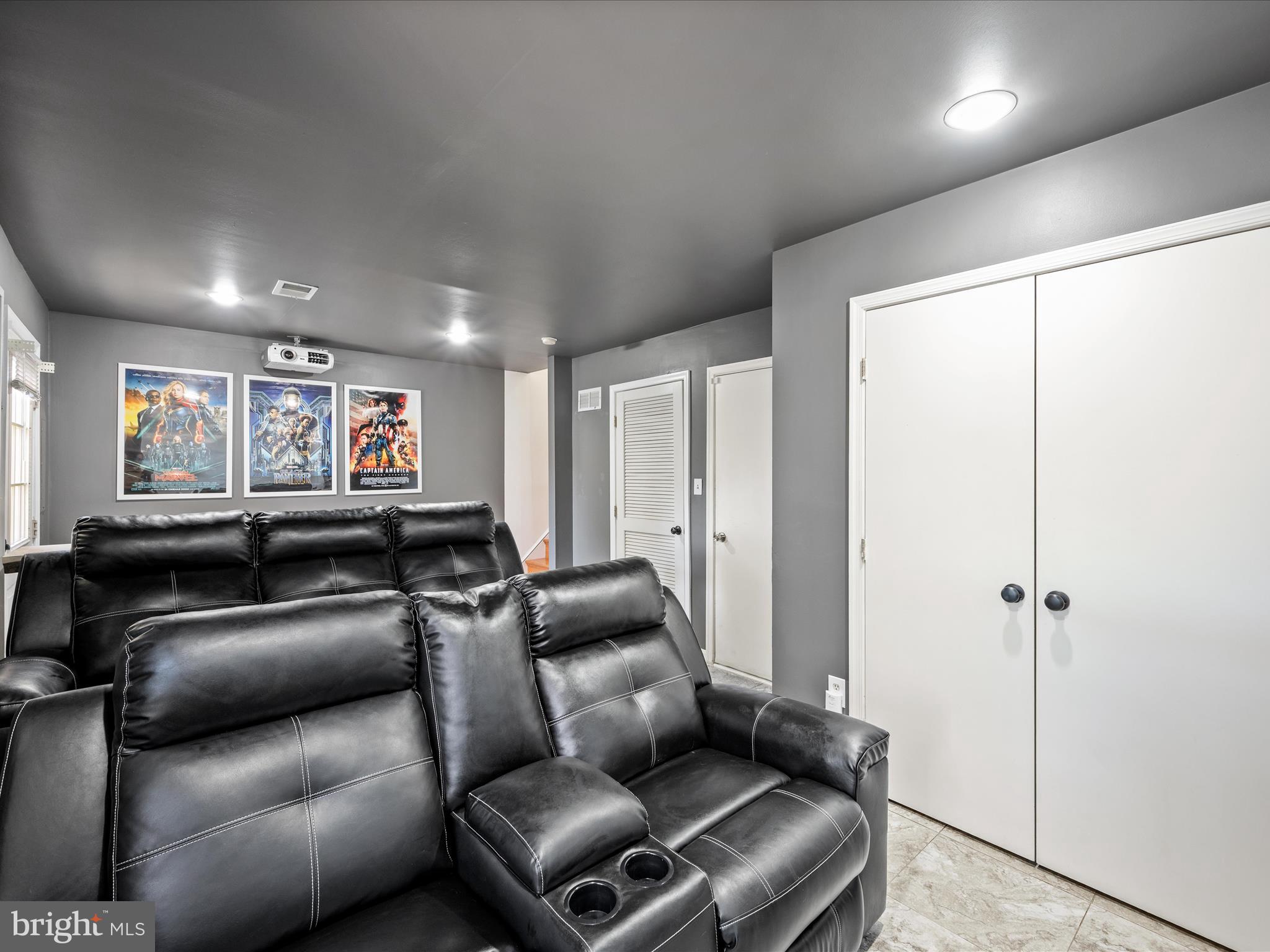 WOODSTONE - Residential