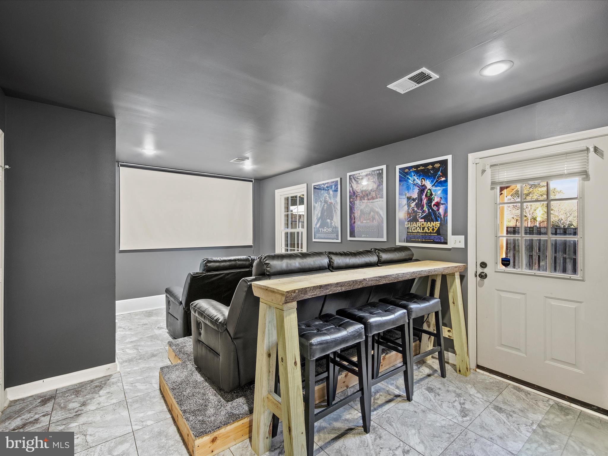 WOODSTONE - Residential