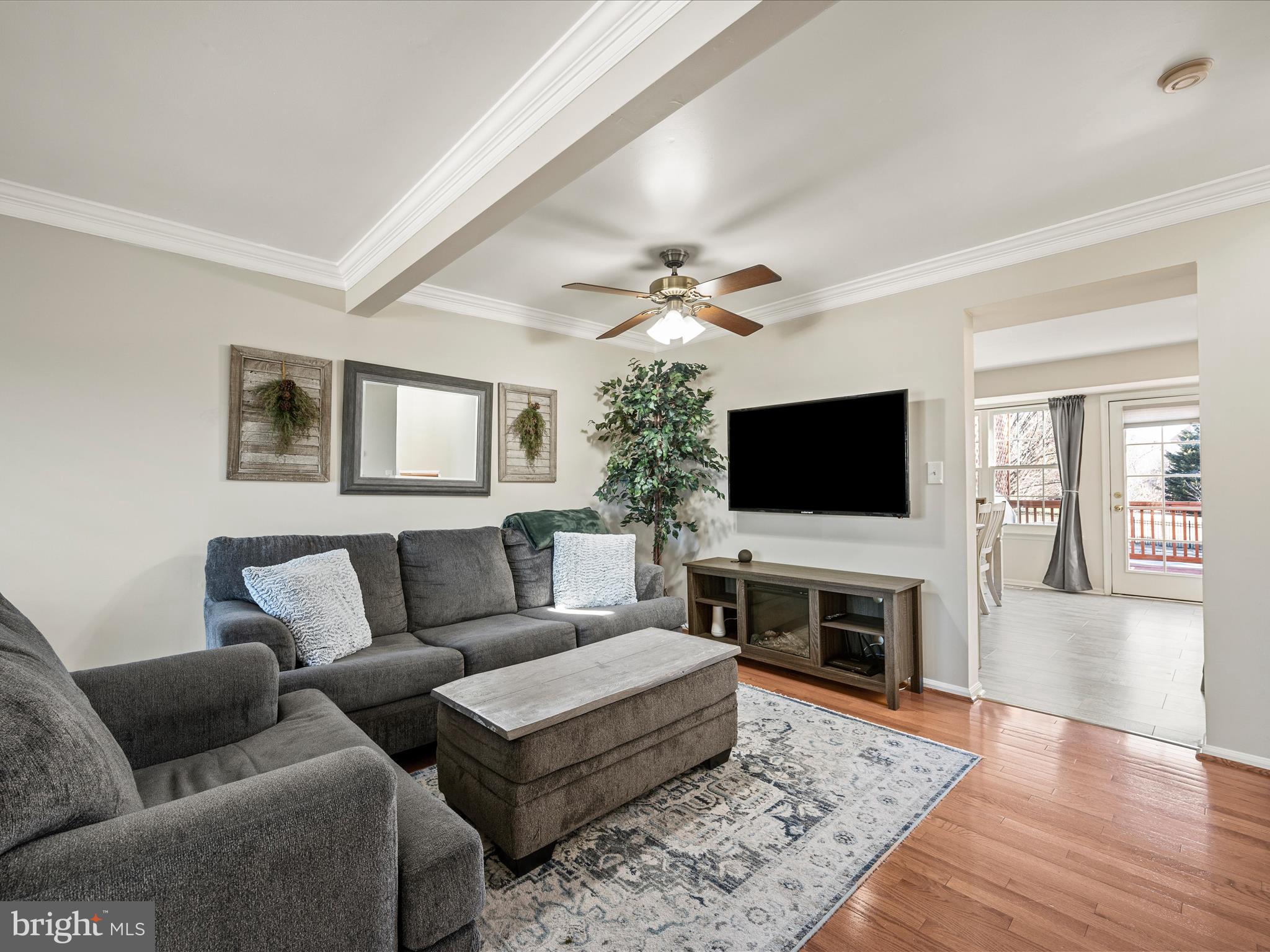 WOODSTONE - Residential