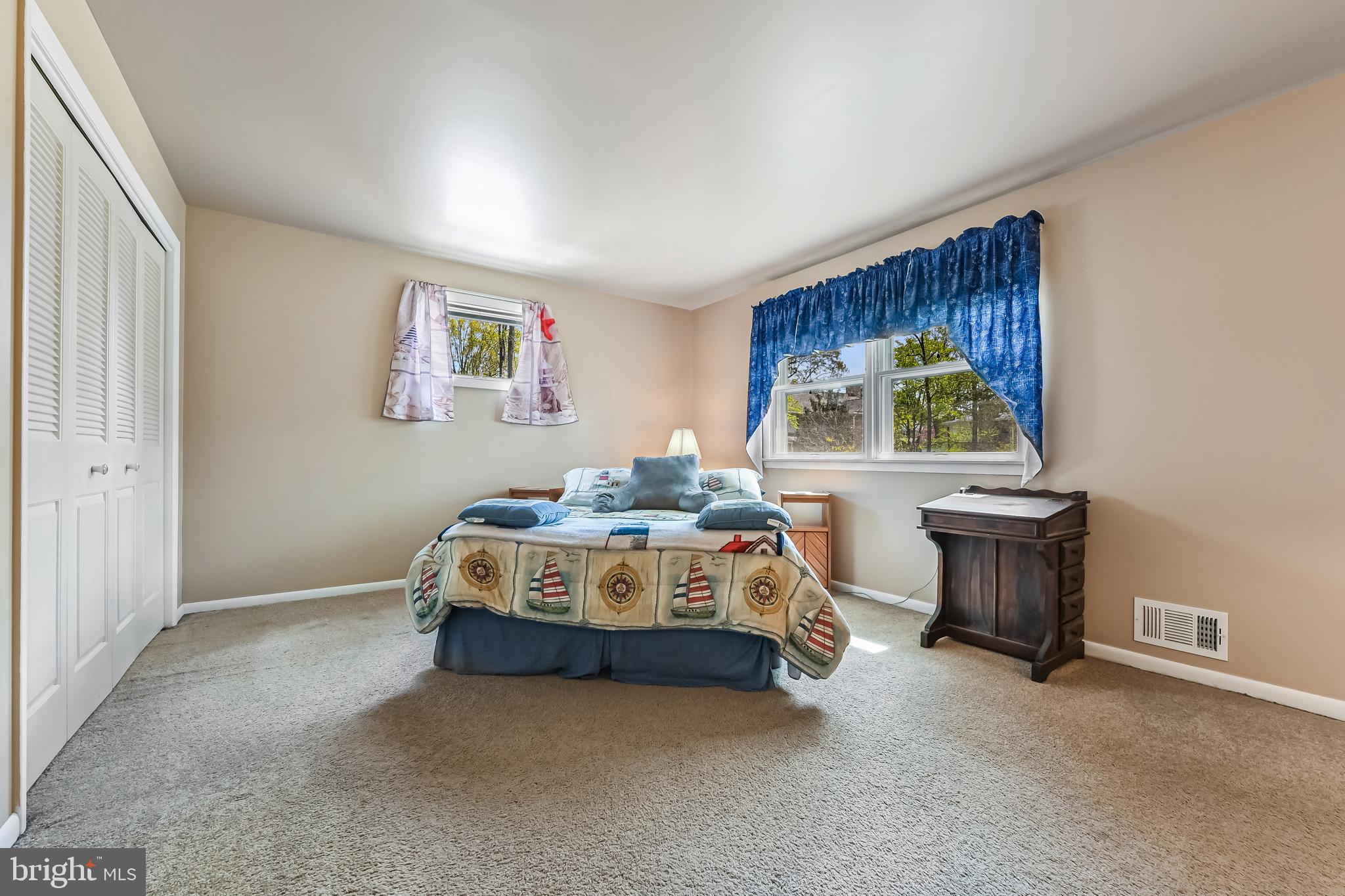 LOCH HAVEN BEACH - Residential