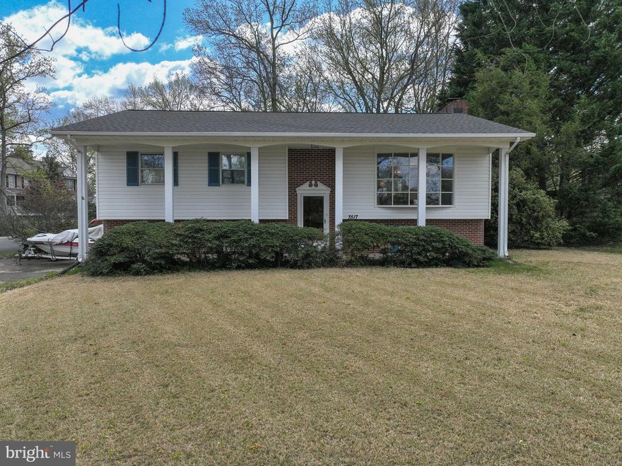 Perched on one of the premier corner lots in the neighborhood, this home offers both charm and functionality. The main level boasts a spacious kitchen featuring a stylish backsplash, built-in microwave, wall oven, and plenty of room to host and entertain. Adjacent to the kitchen is a bright dining area and a welcoming family room, complete with a large window overlooking the meticulously landscaped yard.
The primary bedroom includes a generous closet and en-suite bathroom, while two additional well-sized bedrooms and a full guest bath complete the main level. Downstairs, you'll find an expansive recreation room—perfect for relaxing or entertaining—complete with a built-in bar. A second full bathroom and a laundry room add convenience, with direct access to the oversized two-car garage from both the laundry and rec room. Step outside to your private backyard oasis, designed for outdoor entertaining and tranquil evenings. The spacious deck offers a secluded setting surrounded by lush landscaping, ideal for al fresco dining or unwinding with friends and family. This home is not only beautifully maintained but also enjoys an unbeatable location within the vibrant Loch Haven community. Residents enjoy access to a private beach, marina with boat slips and kayak storage, a tot lot, basketball and pickleball courts, scenic walking trails, and much more. All this, plus you're just minutes from fantastic restaurants, shopping, and major highways. Don’t miss your opportunity to own this exceptional home in one of the area's most desirable neighborhoods!