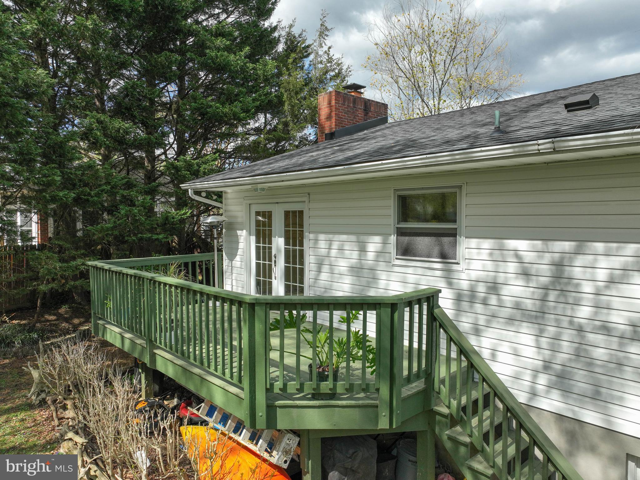 LOCH HAVEN BEACH - Residential