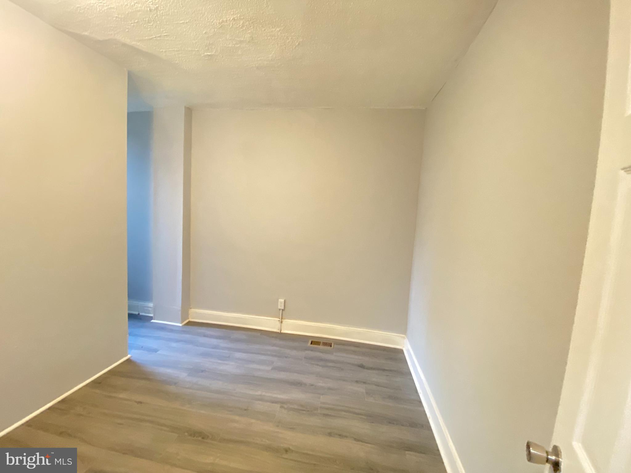 5916 MAGNOLIA STREET