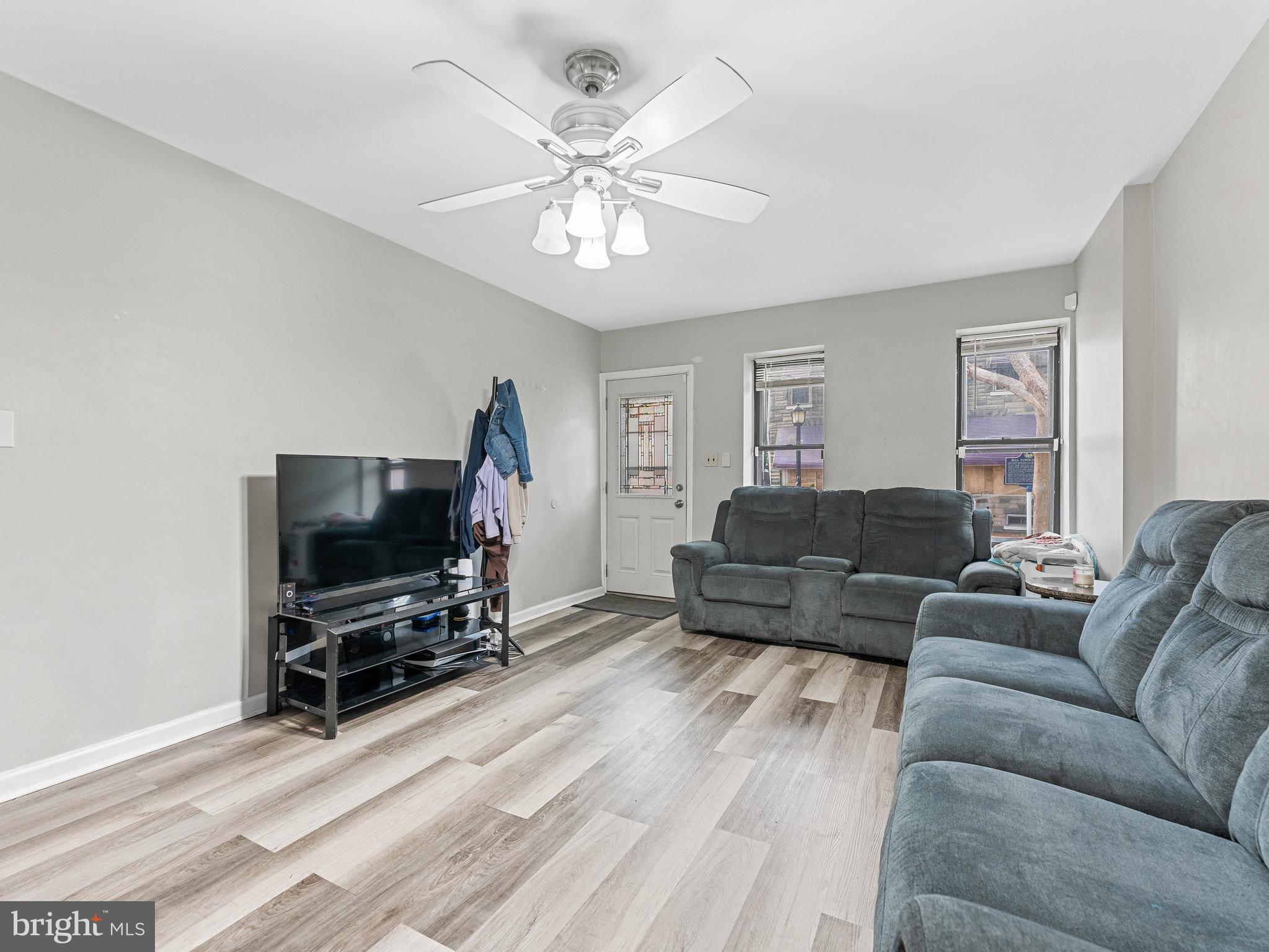 902 CLIFFORD BROWN WALK