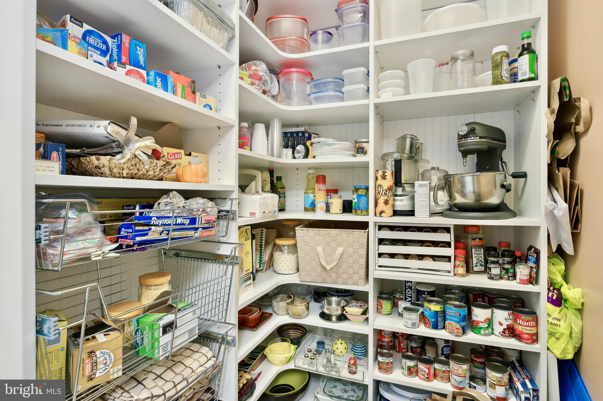 THE BLUFFS AT QUARRY LAKE - Residential