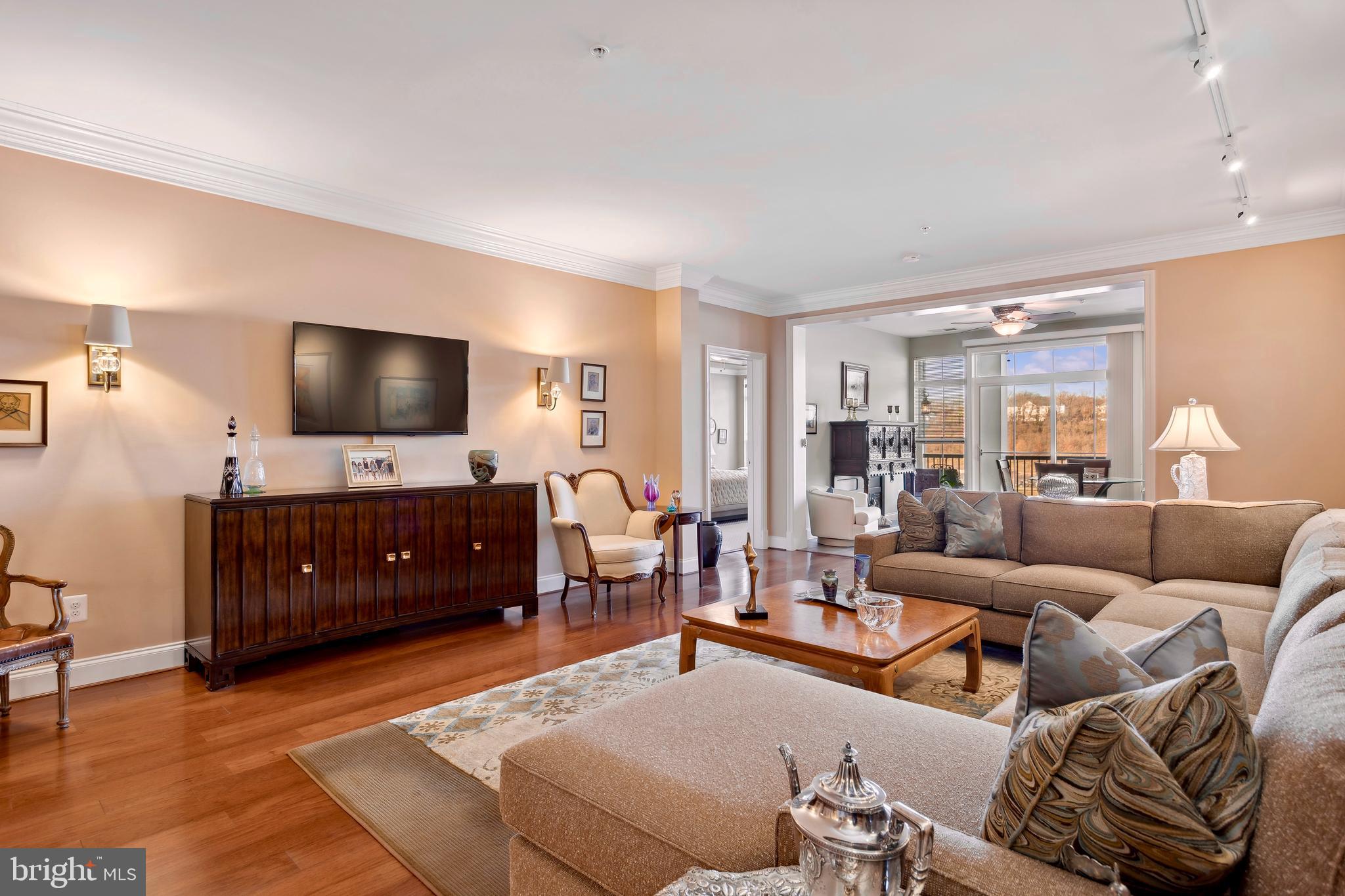 THE BLUFFS AT QUARRY LAKE - Residential