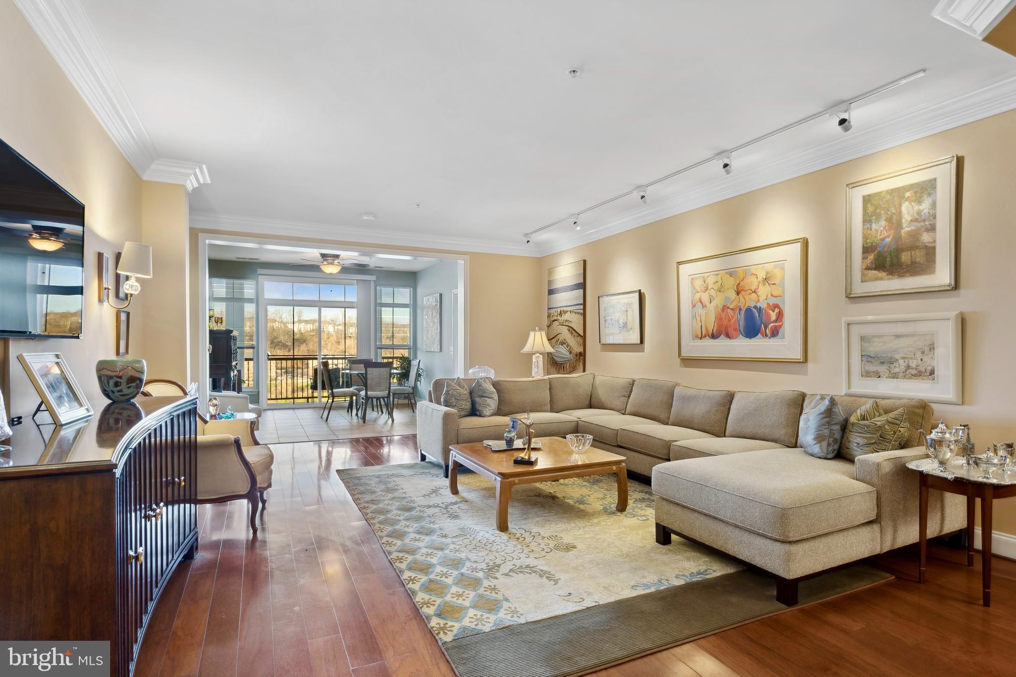 THE BLUFFS AT QUARRY LAKE - Residential