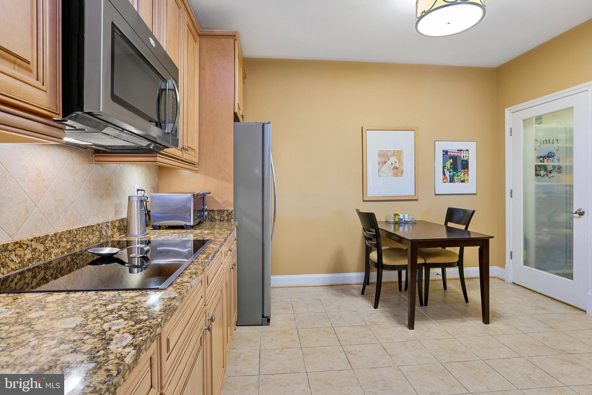 THE BLUFFS AT QUARRY LAKE - Residential