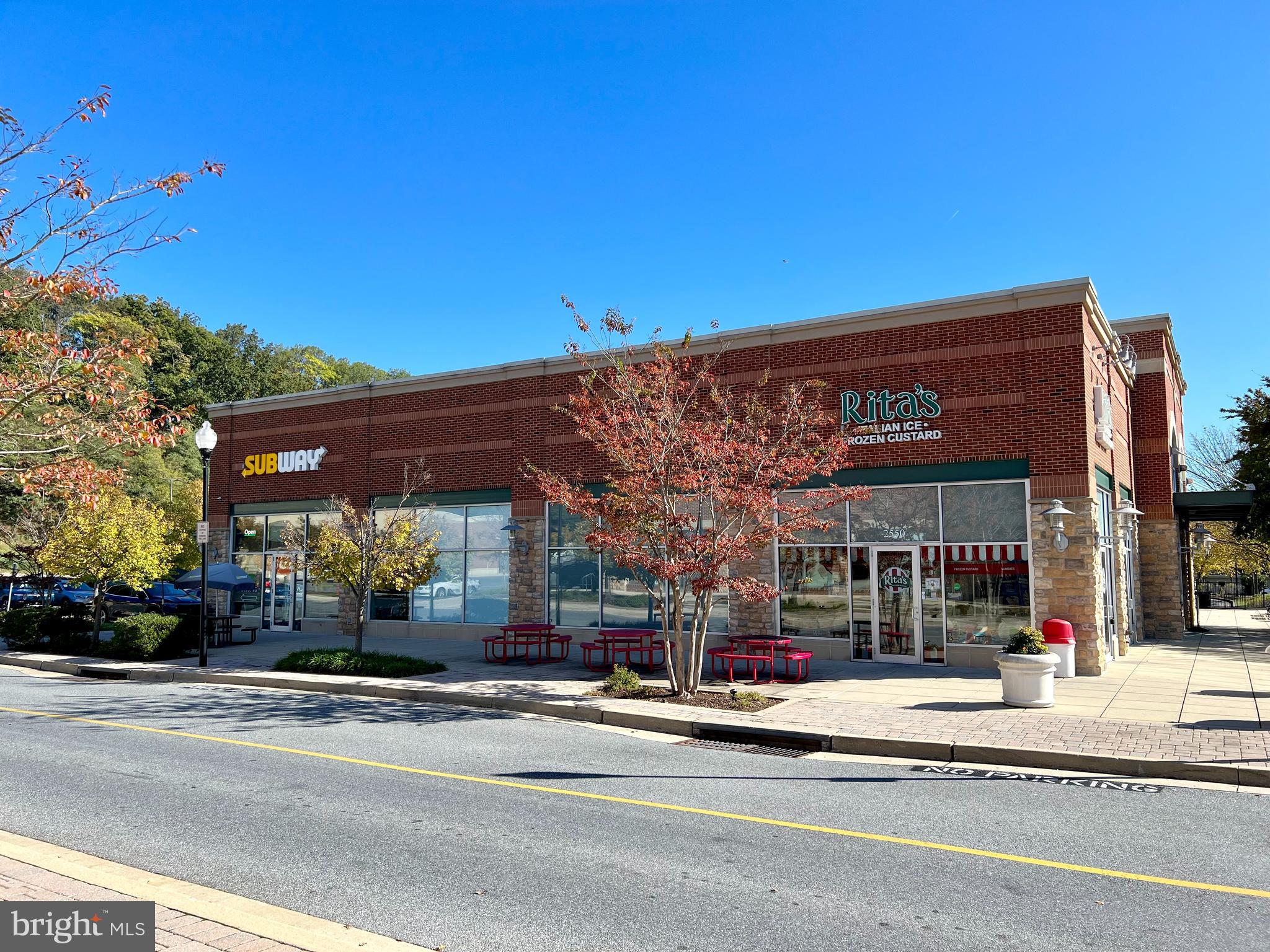 THE BLUFFS AT QUARRY LAKE - Residential