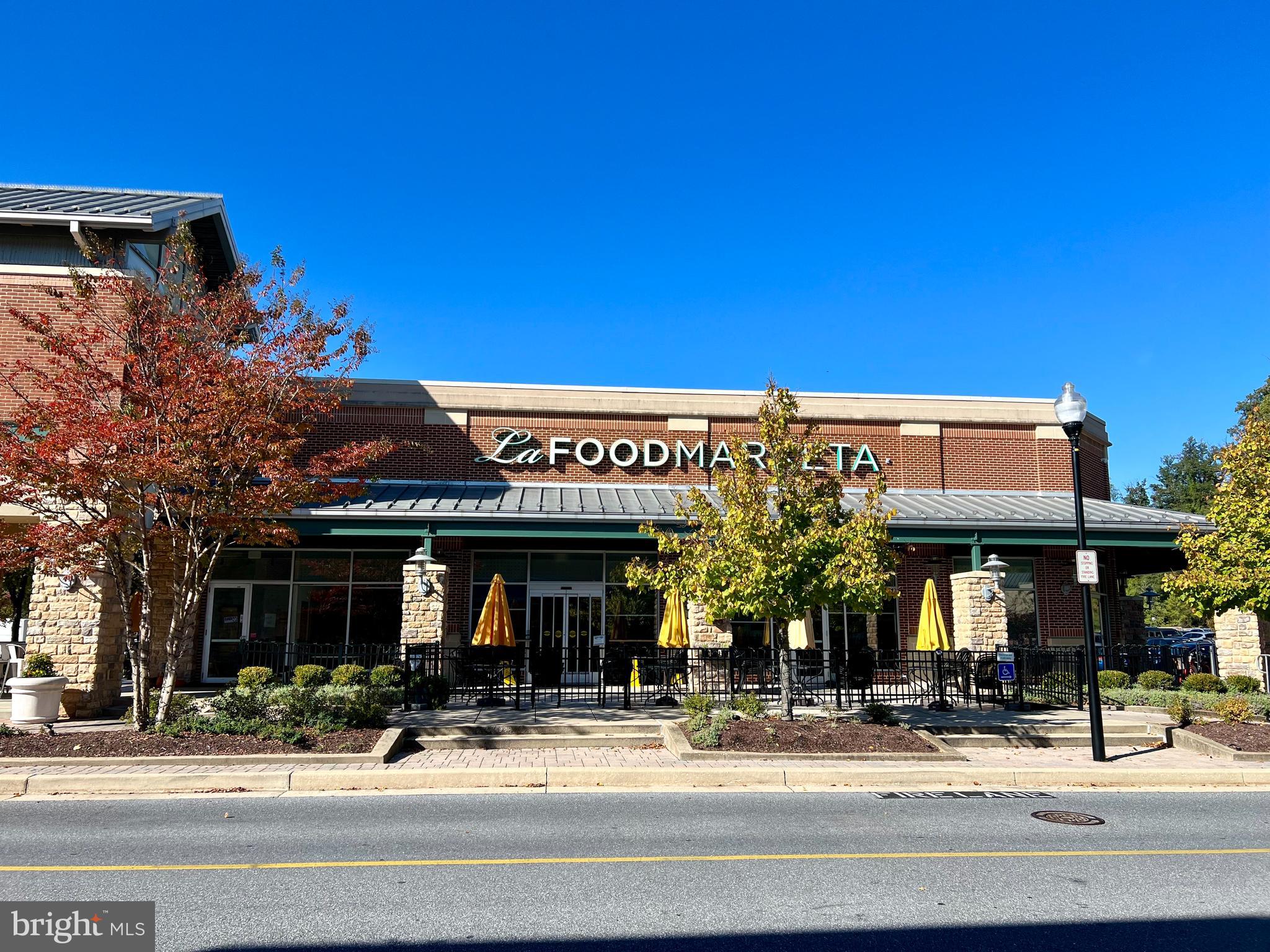 THE BLUFFS AT QUARRY LAKE - Residential