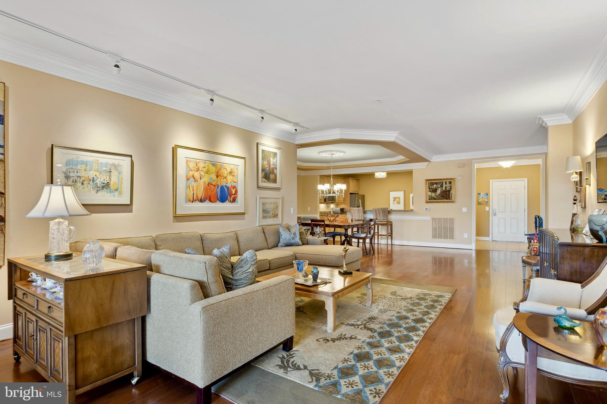 THE BLUFFS AT QUARRY LAKE - Residential