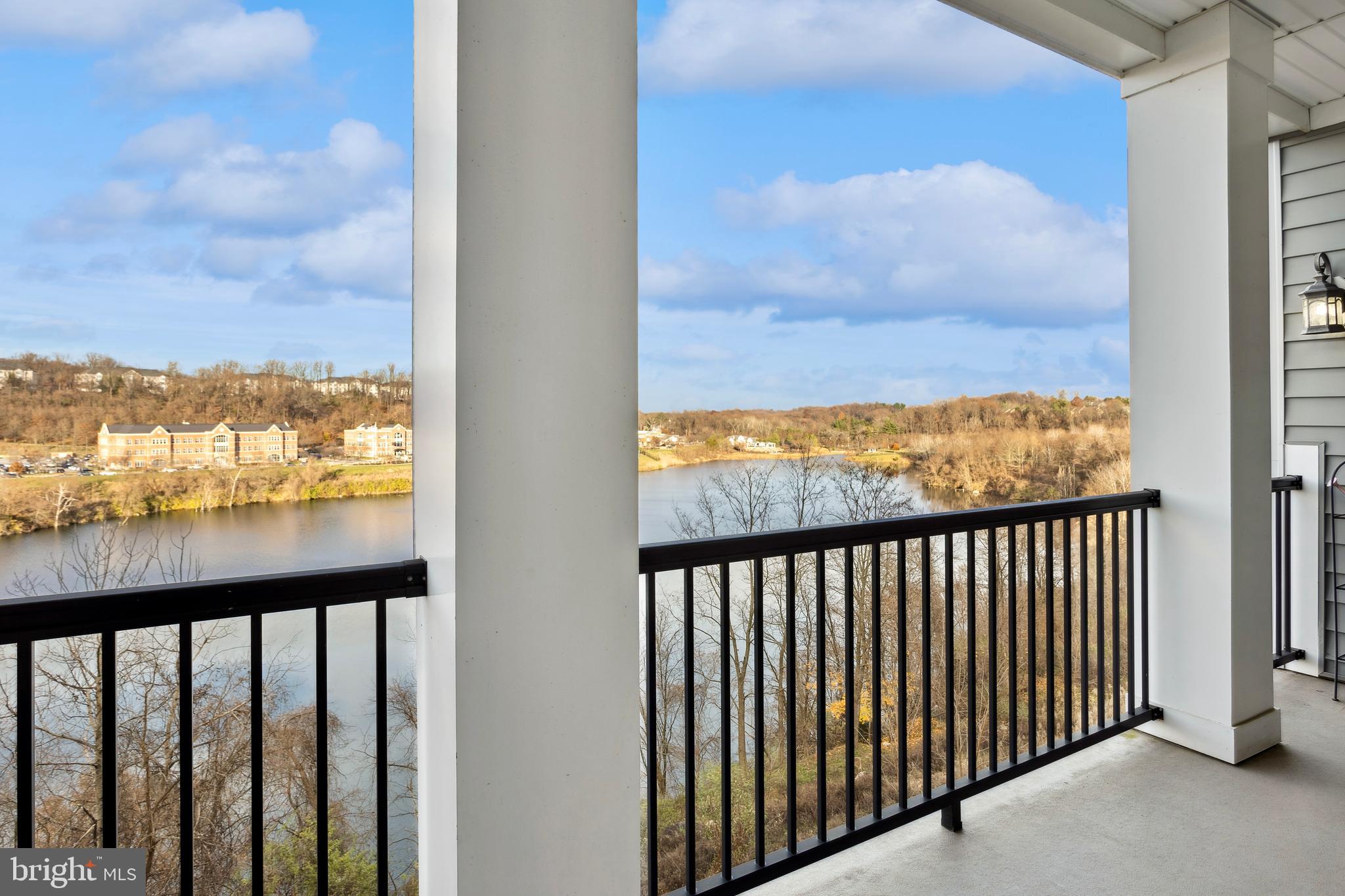 THE BLUFFS AT QUARRY LAKE - Residential
