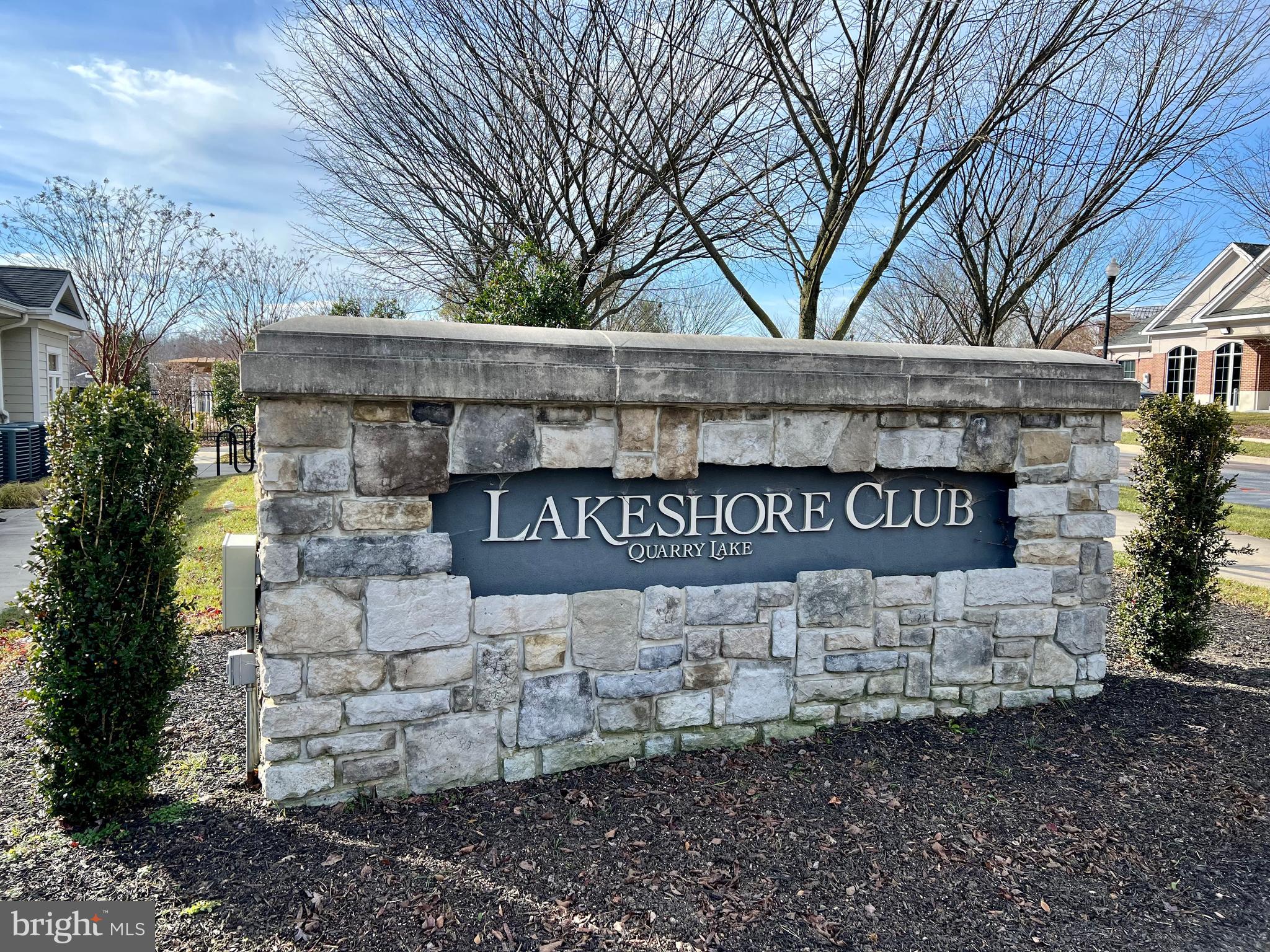 THE BLUFFS AT QUARRY LAKE - Residential