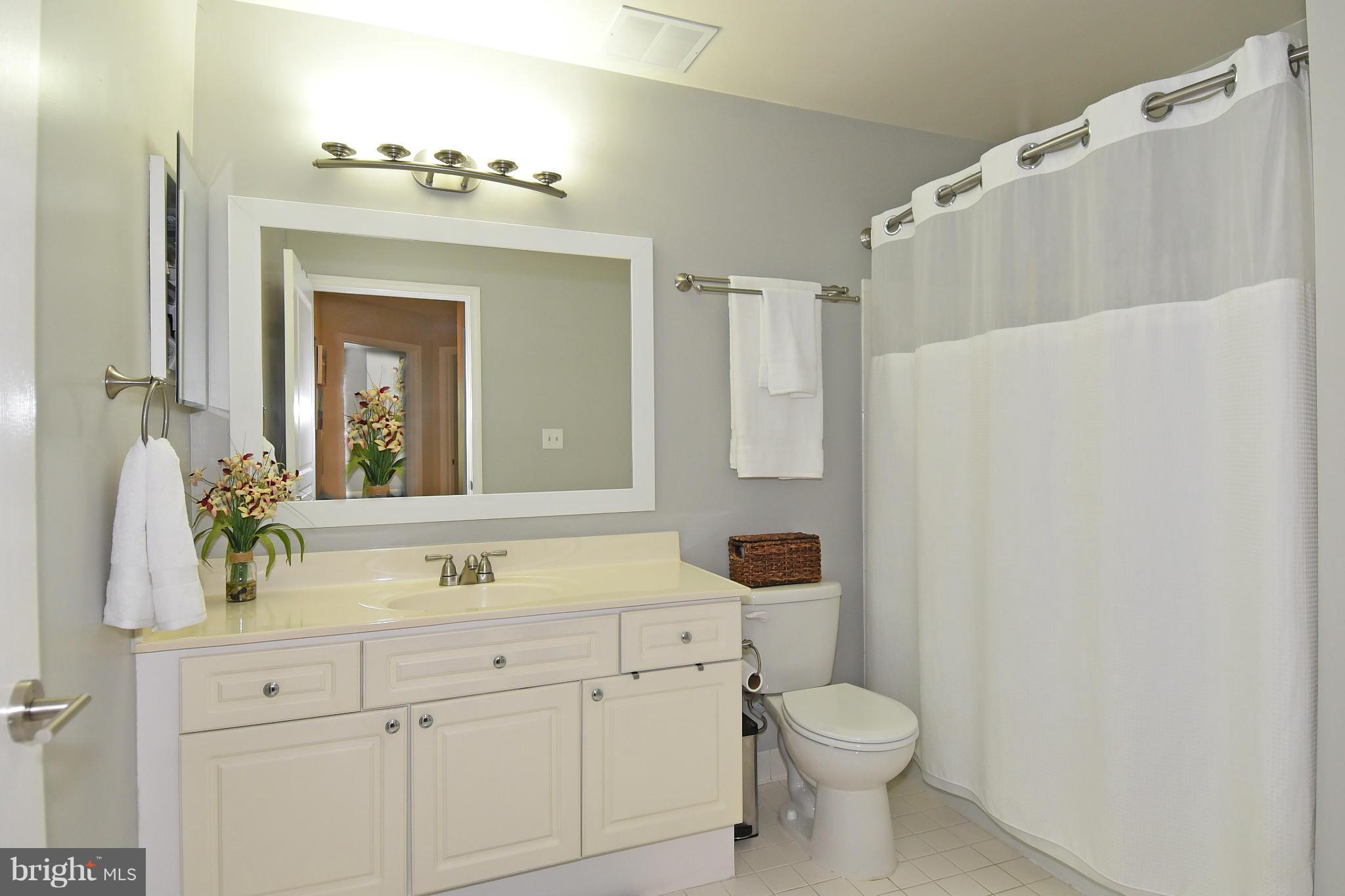 SAVOY PARK CONDOMINIUMS - Residential