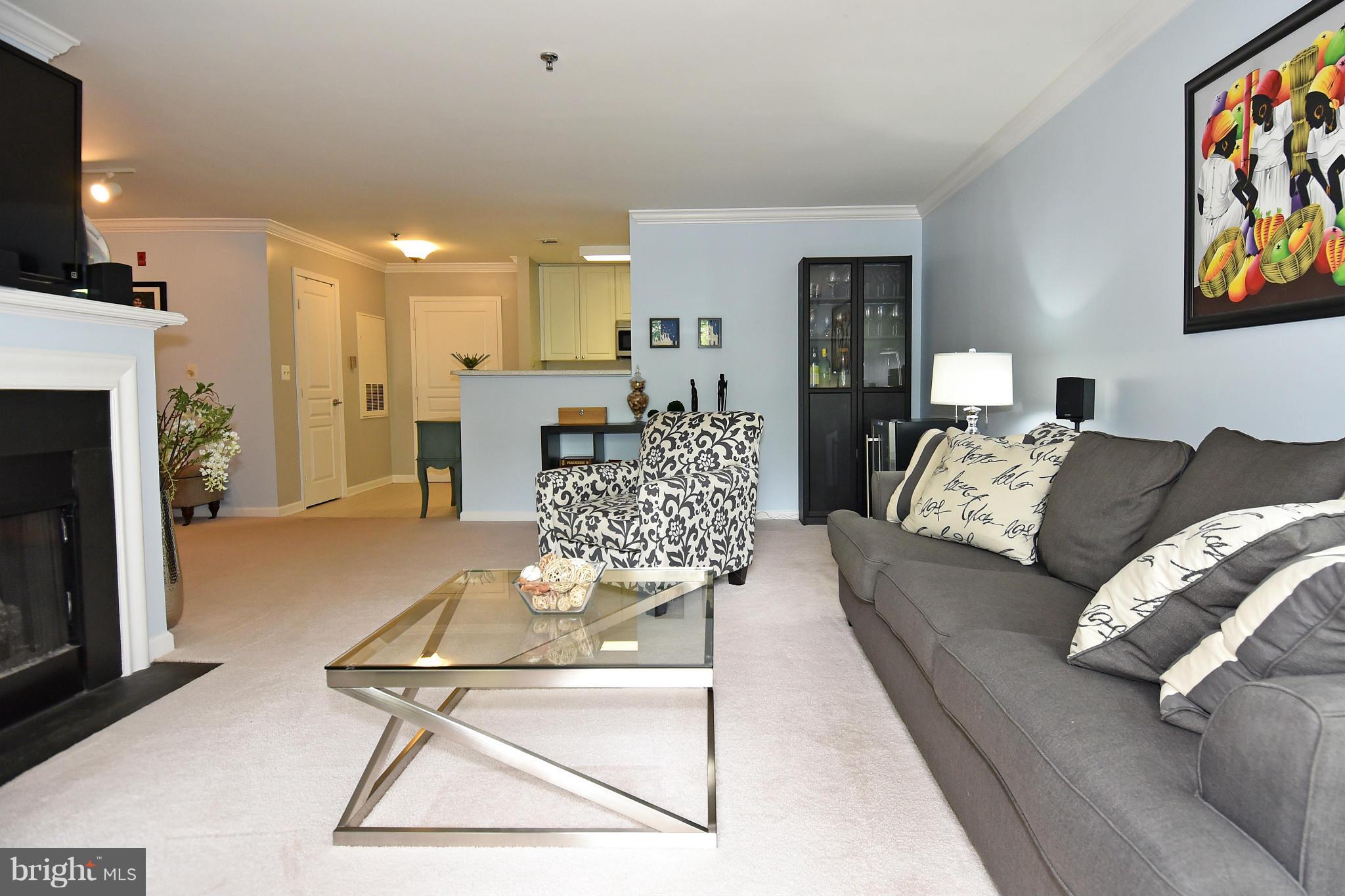 SAVOY PARK CONDOMINIUMS - Residential