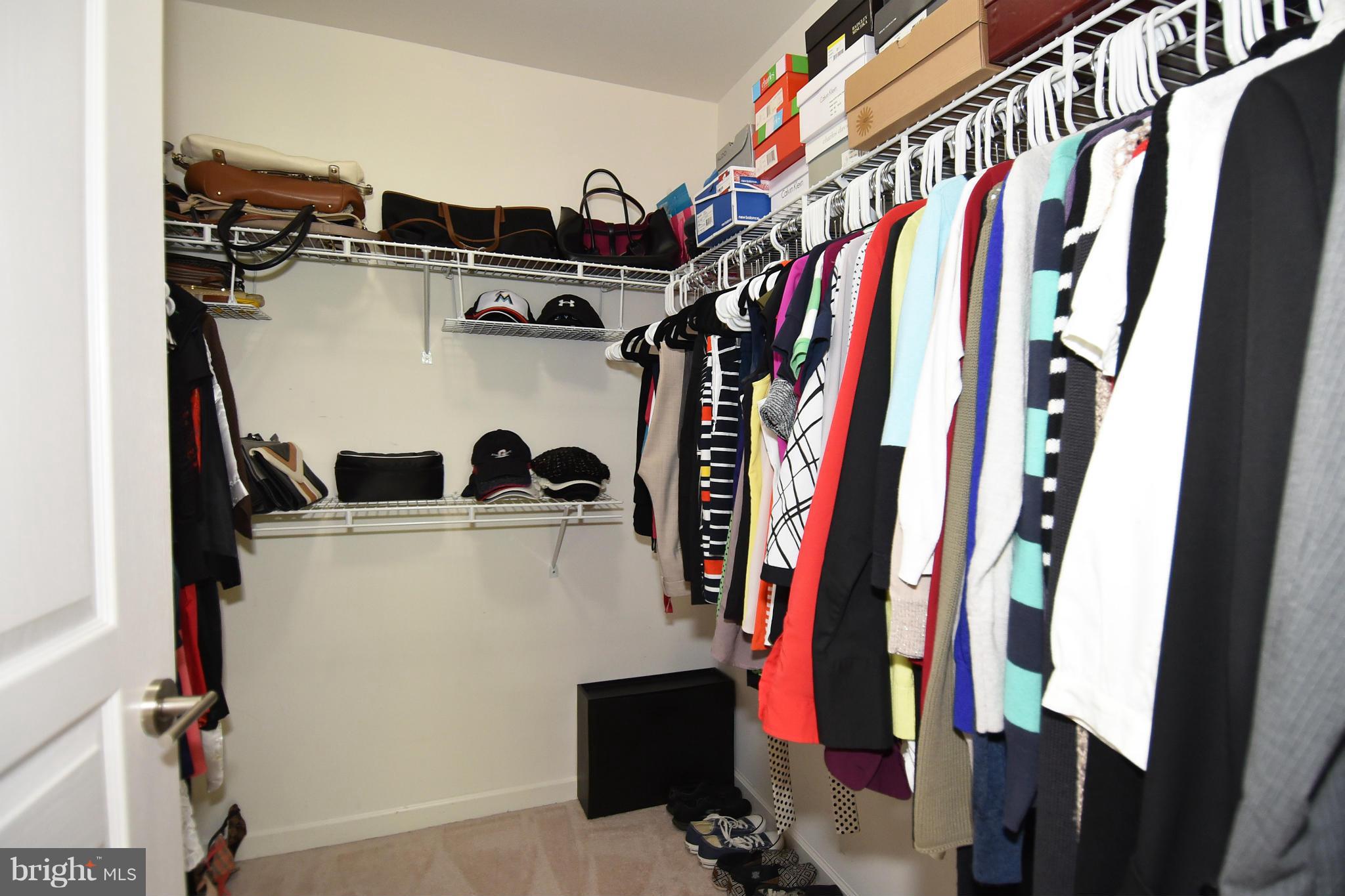 SAVOY PARK CONDOMINIUMS - Residential