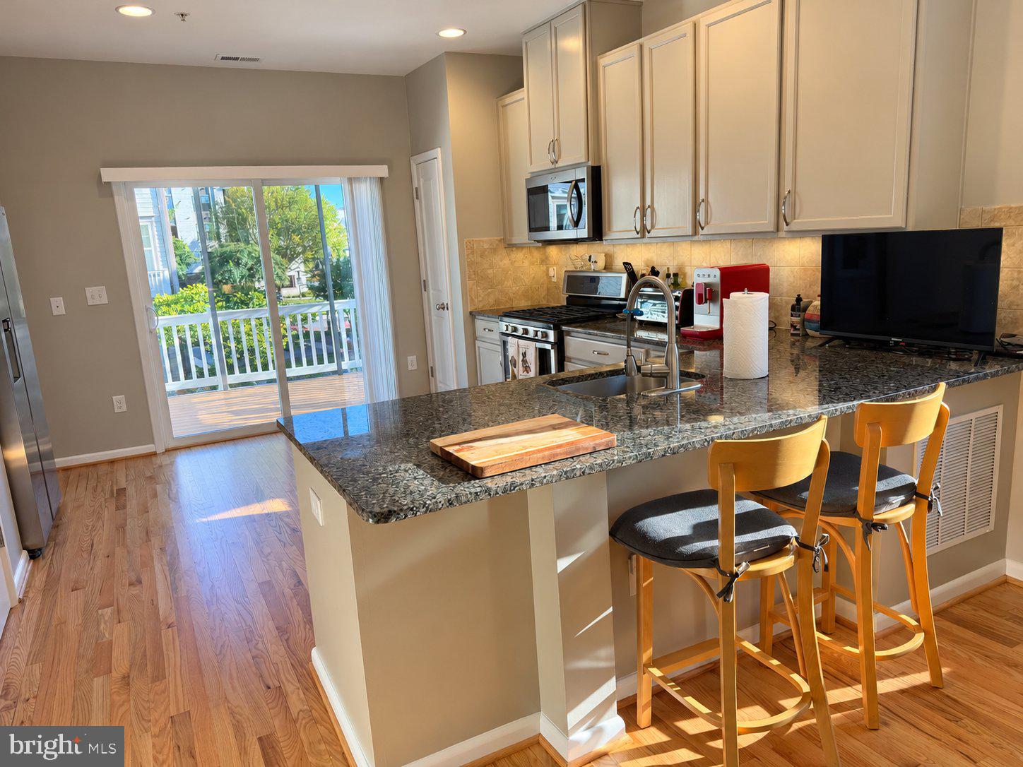 252 HEMINGWAY DRIVE