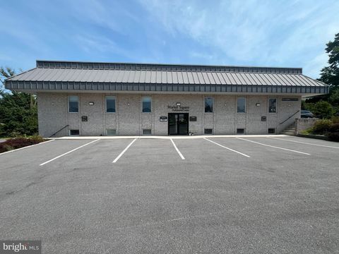 Photo of 1979 Market Square Boulevar Blvd, WAYNESBORO, PA 17268 (MLS # PAFL2031702)