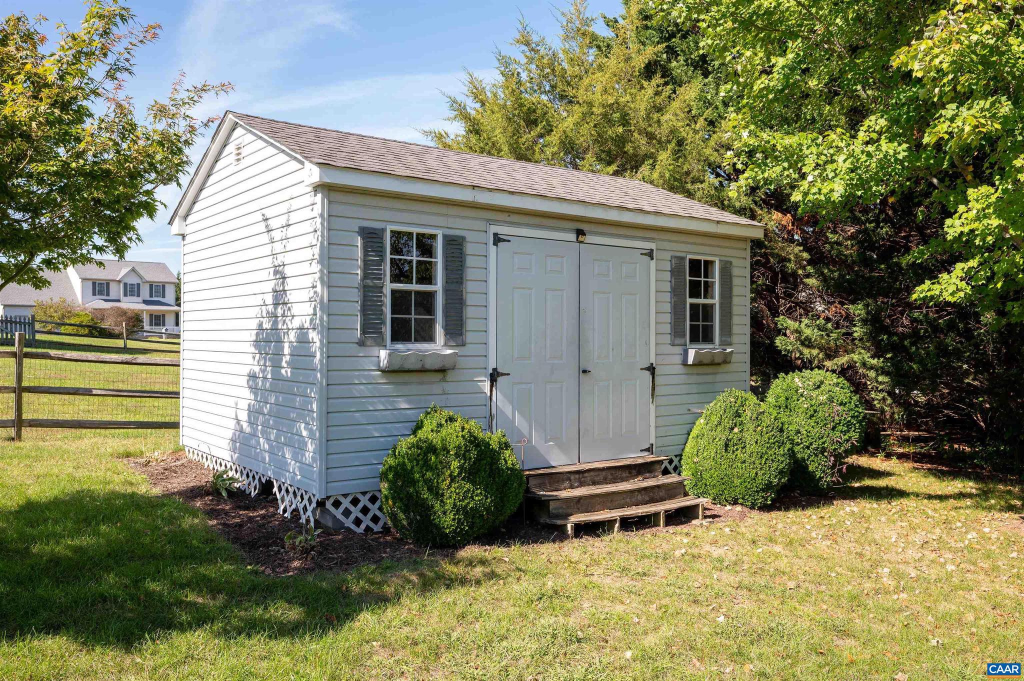 EMERALD HILLS - Residential