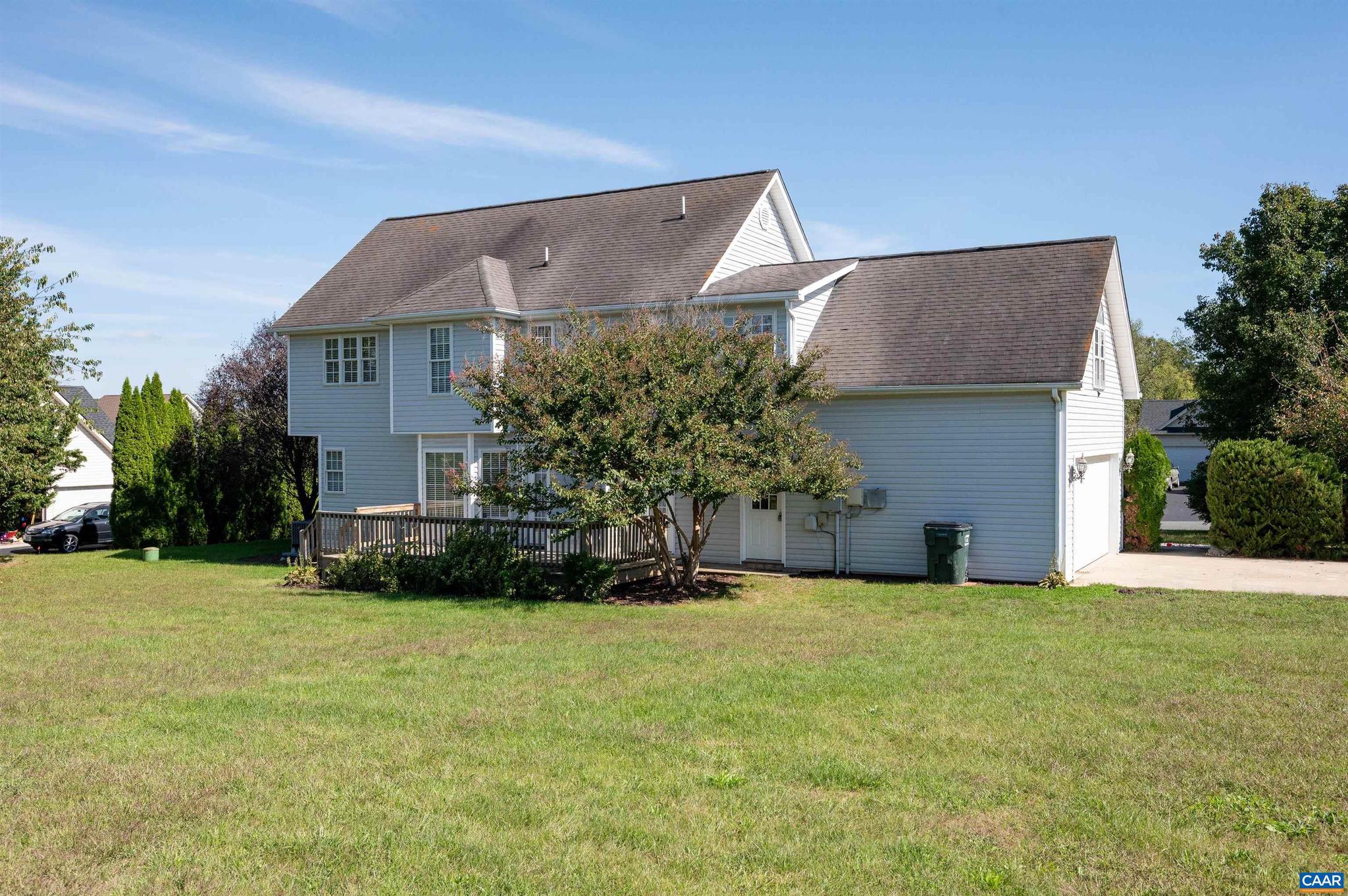 EMERALD HILLS - Residential