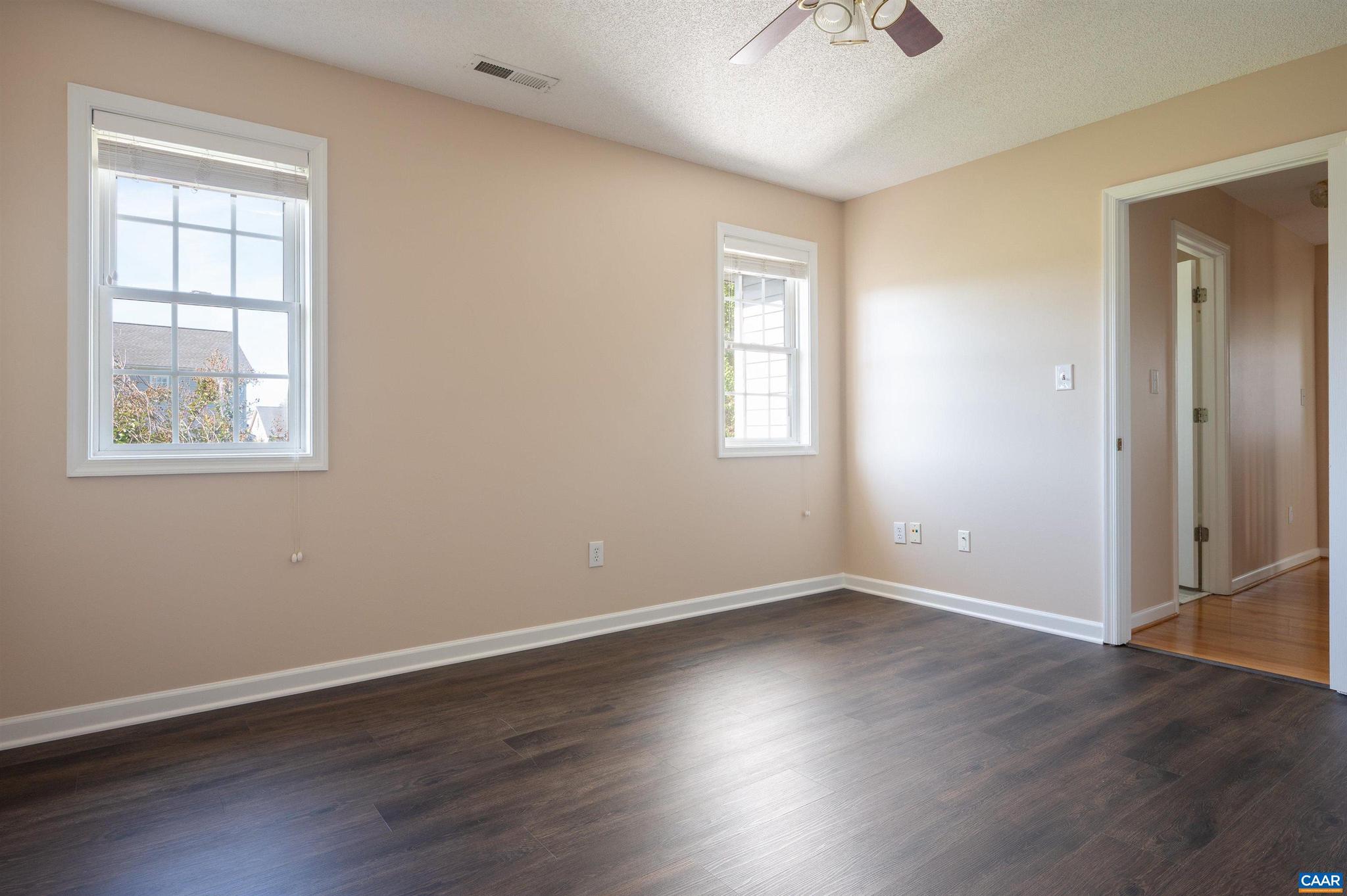 EMERALD HILLS - Residential