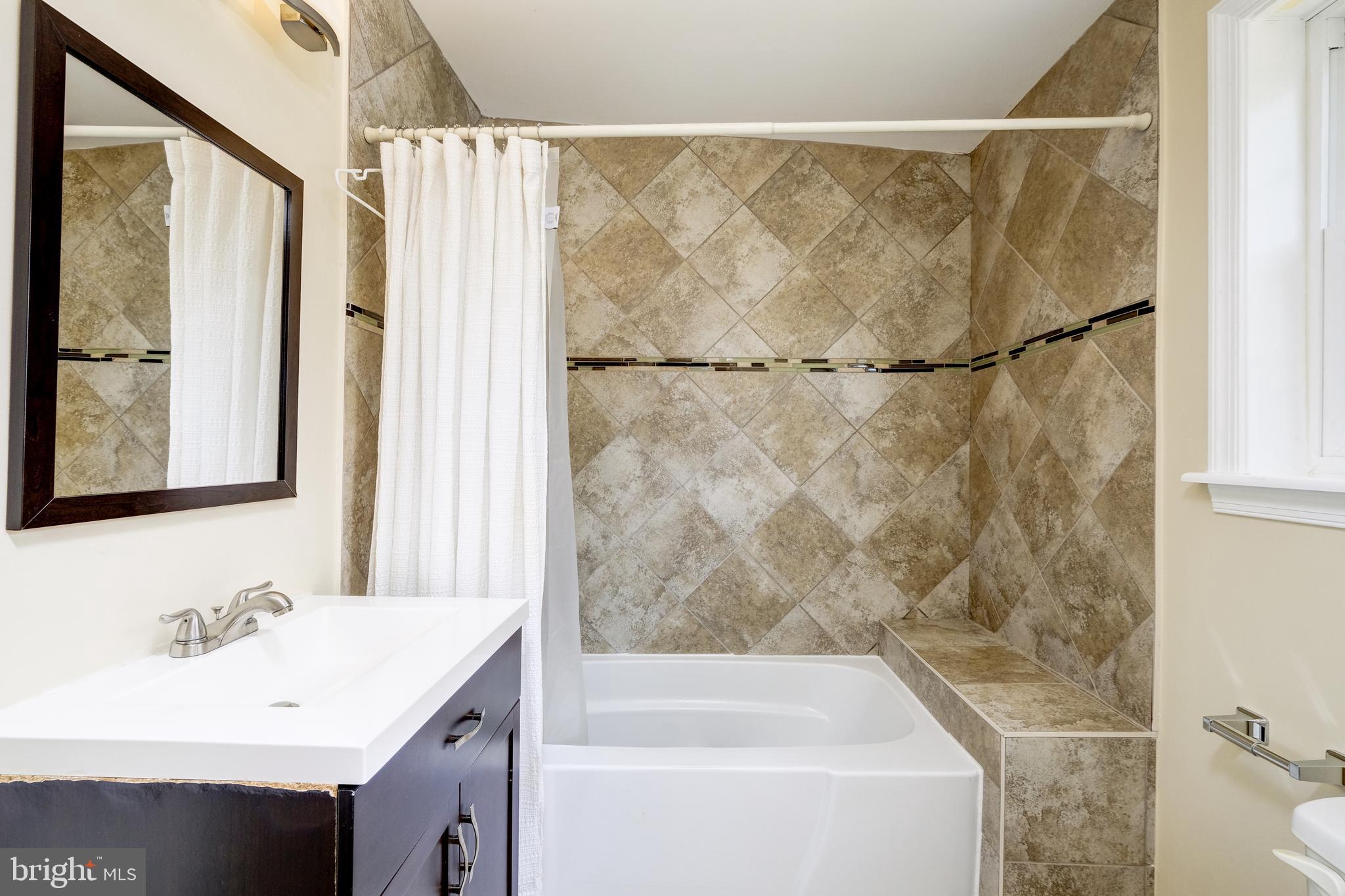 DELTA - Residential Lease