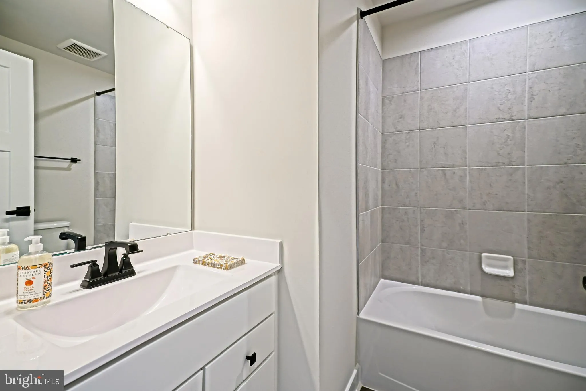 Lewes, Delaware 19958, United States, 4 Bedrooms Bedrooms, ,3 BathroomsBathrooms,Residential,Active,156672