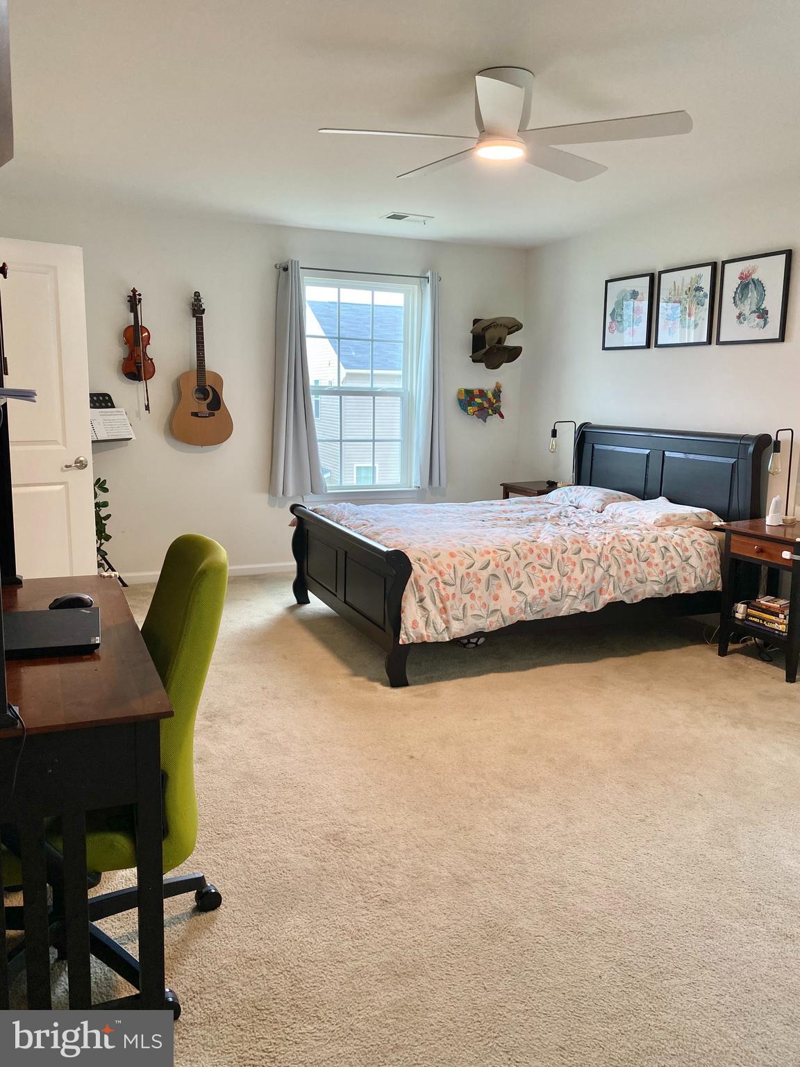 LEE'S PARKE - Residential Lease