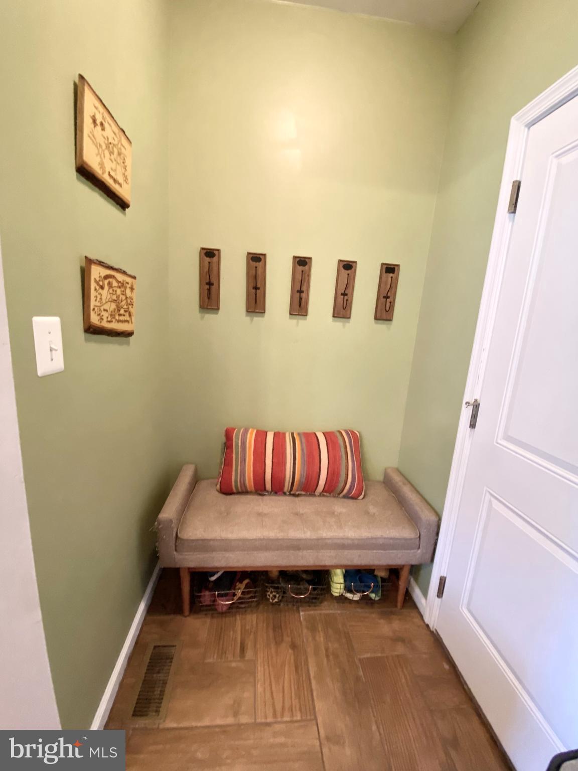 LEE'S PARKE - Residential Lease