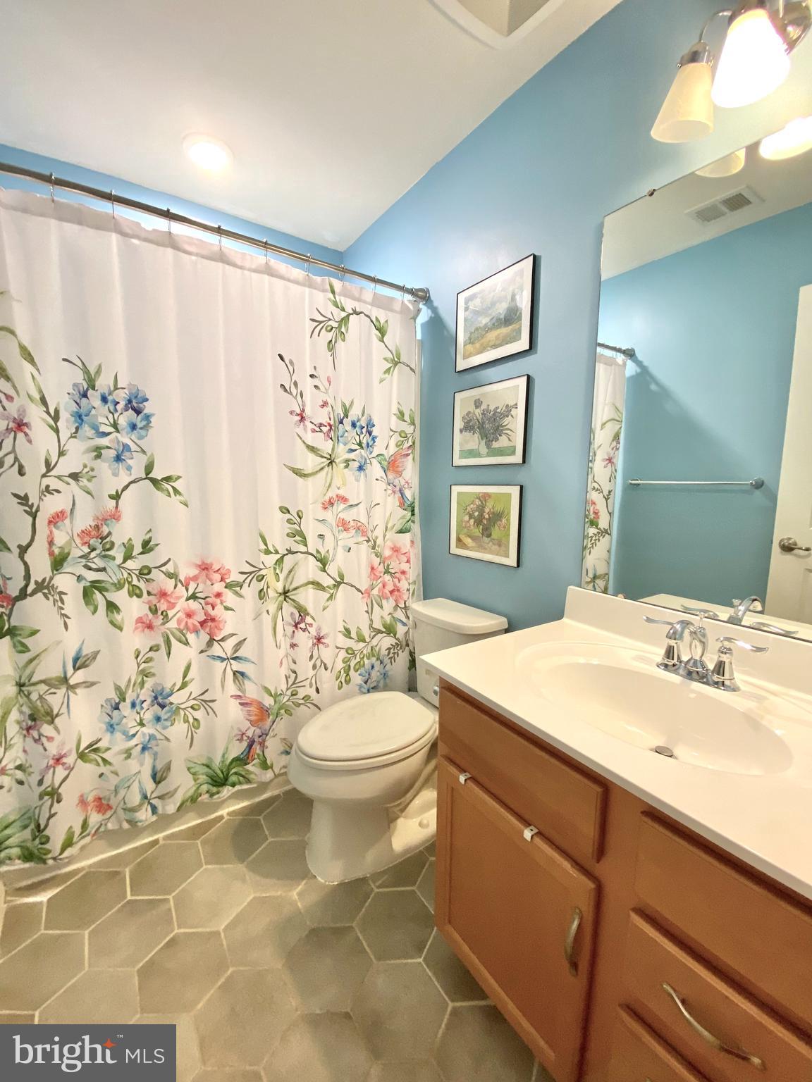 LEE'S PARKE - Residential Lease