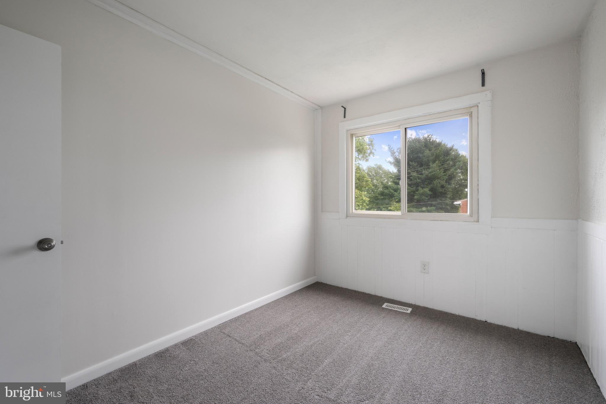 FRIENDLY ACRES - Residential