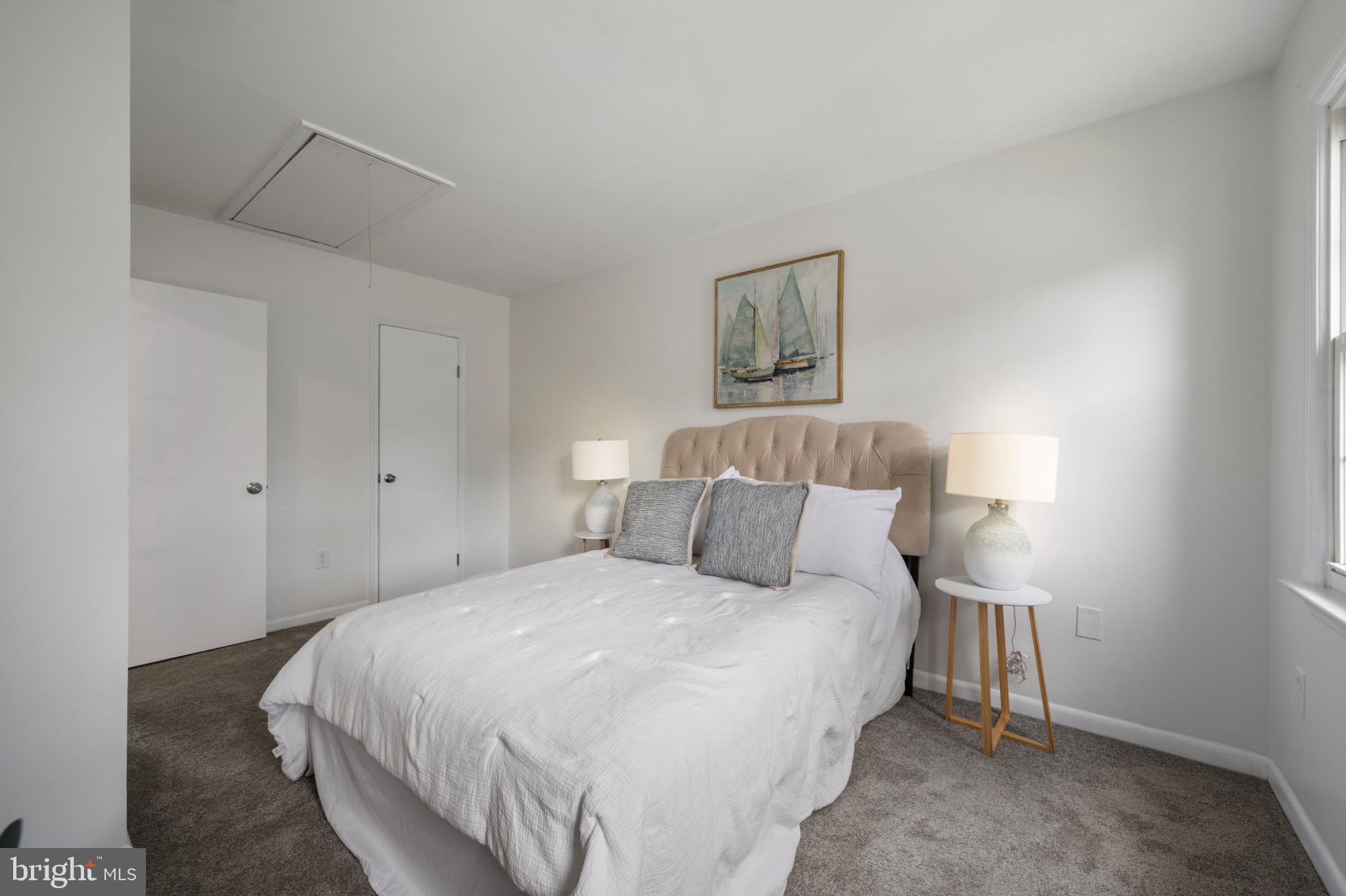 FRIENDLY ACRES - Residential