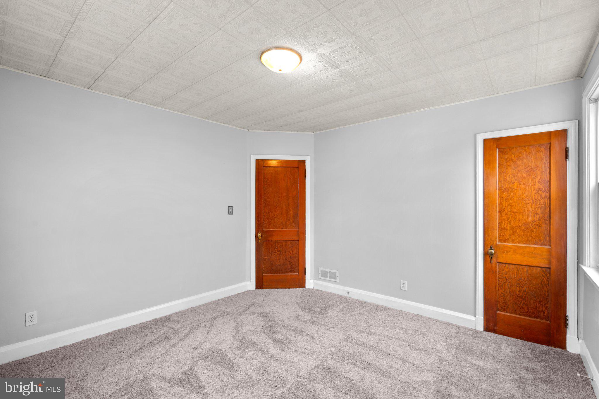 PARKVILLE - Residential