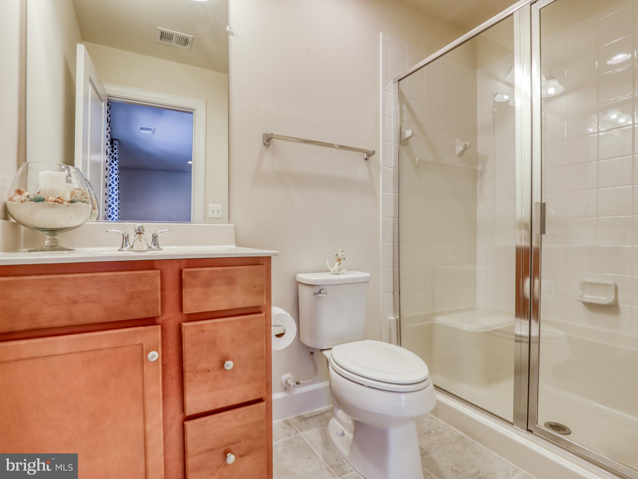 BRADLEY SQUARE - Residential