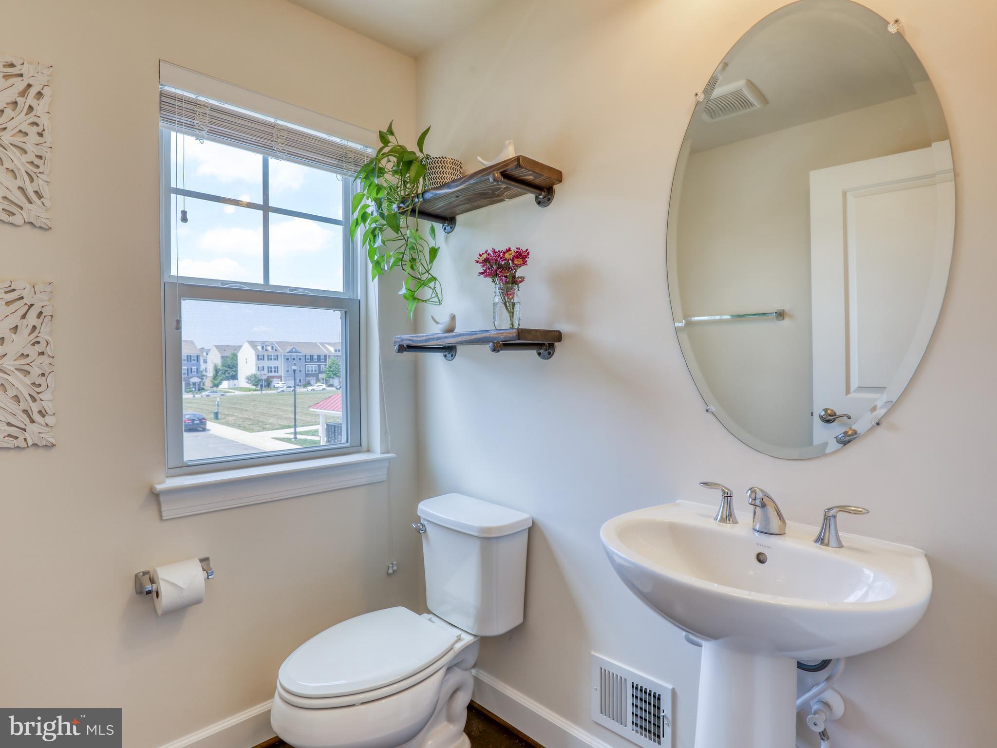 BRADLEY SQUARE - Residential