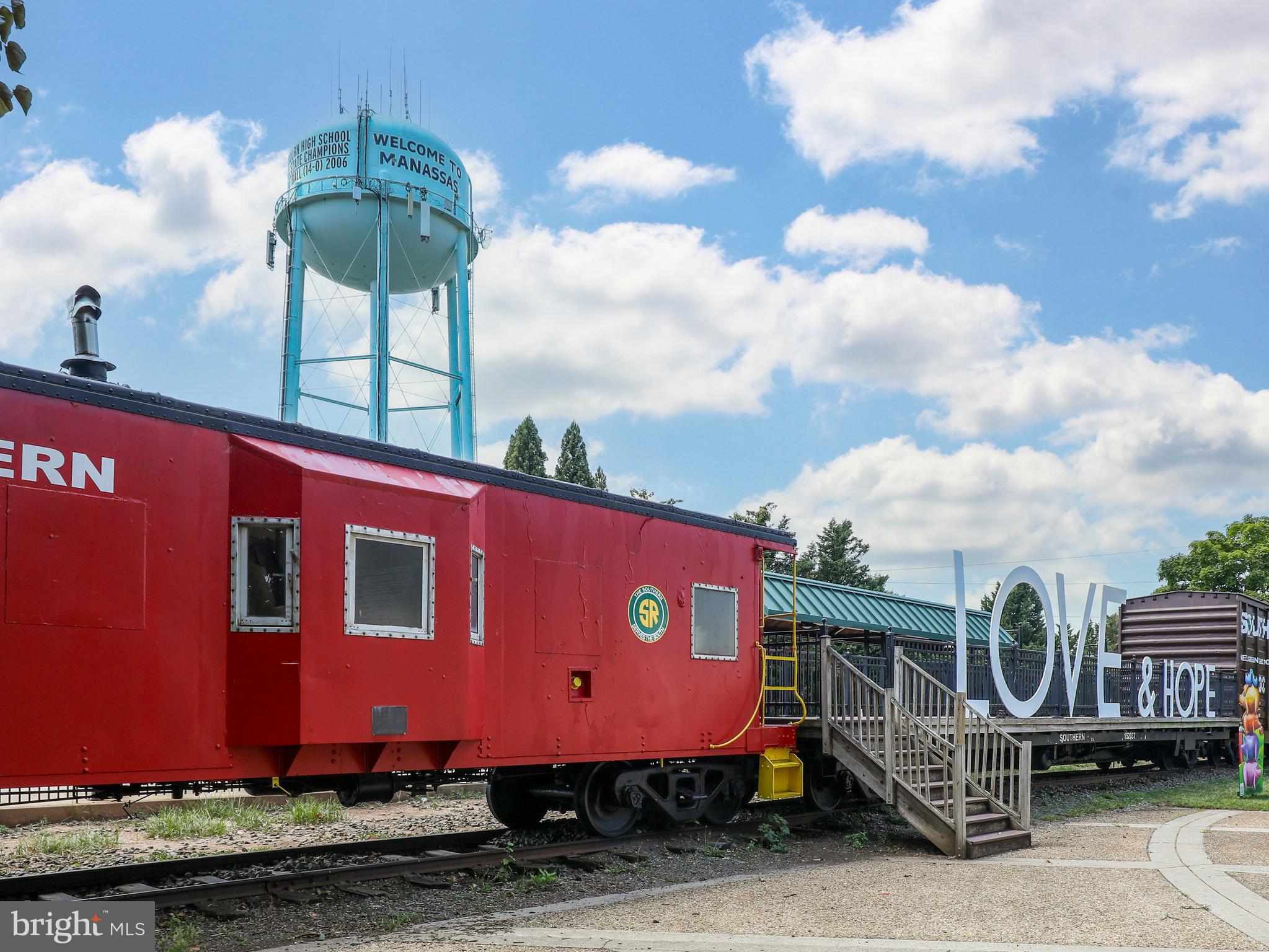 BRADLEY SQUARE - Residential
