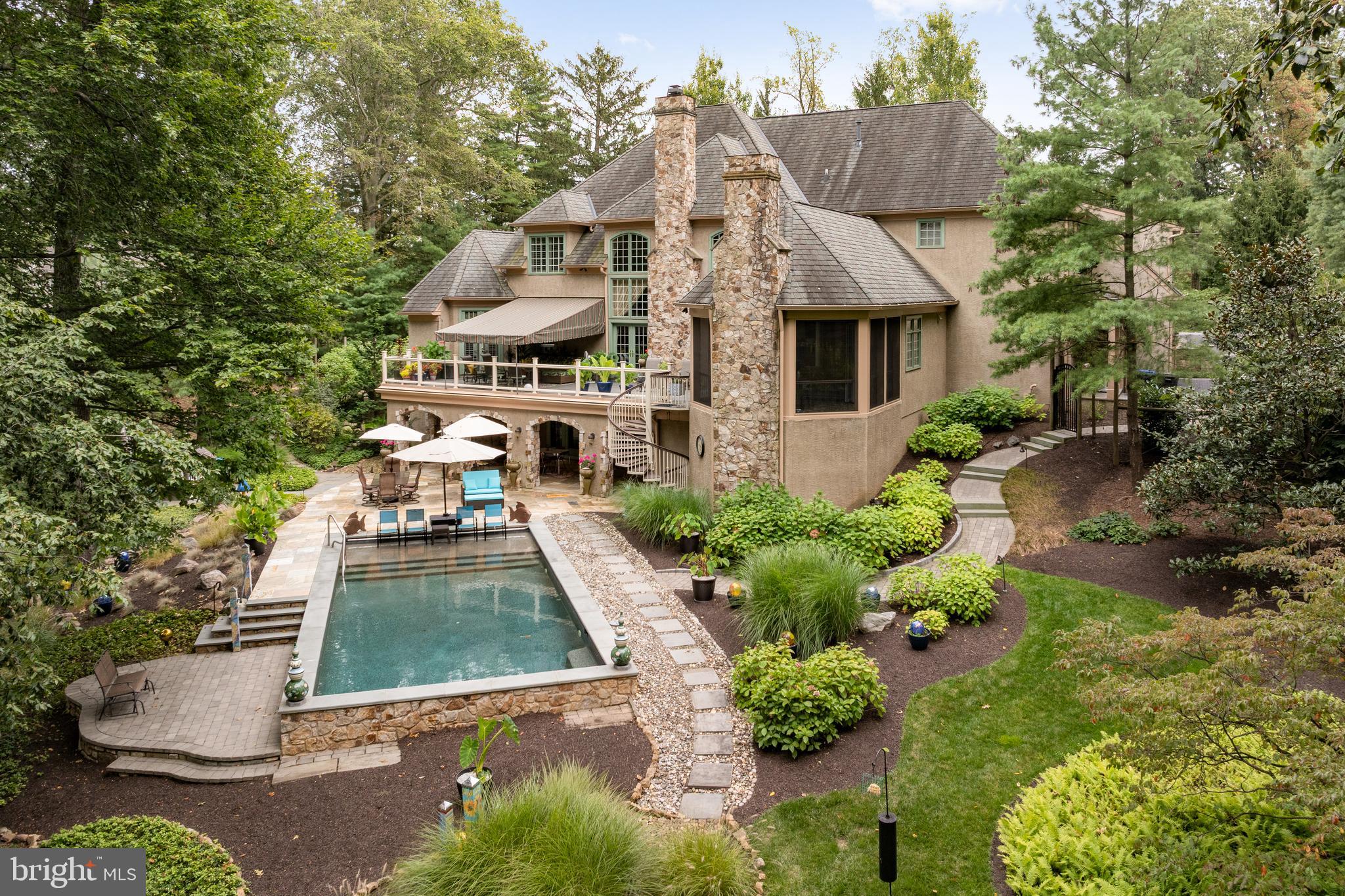 1255 HORSESHOE TRAIL