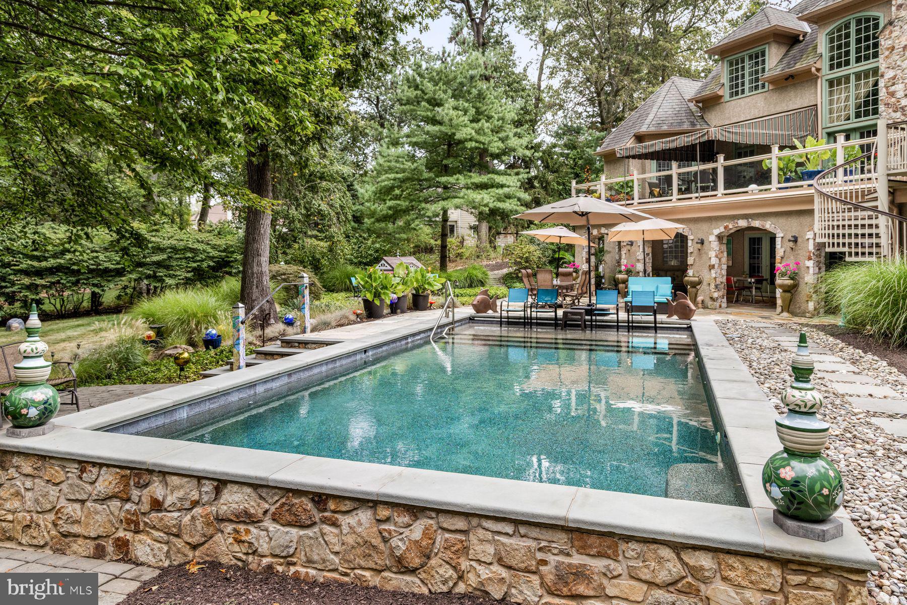1255 HORSESHOE TRAIL