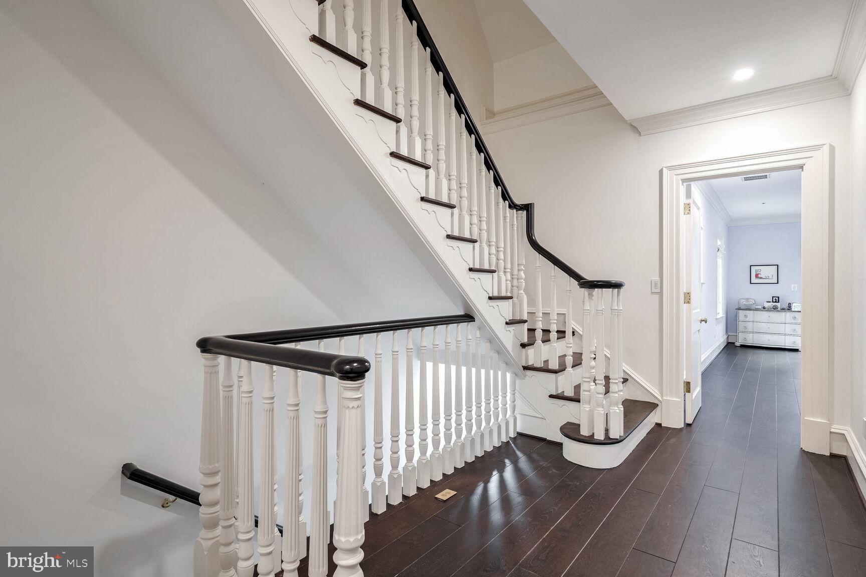 WESLEY HEIGHTS - Residential