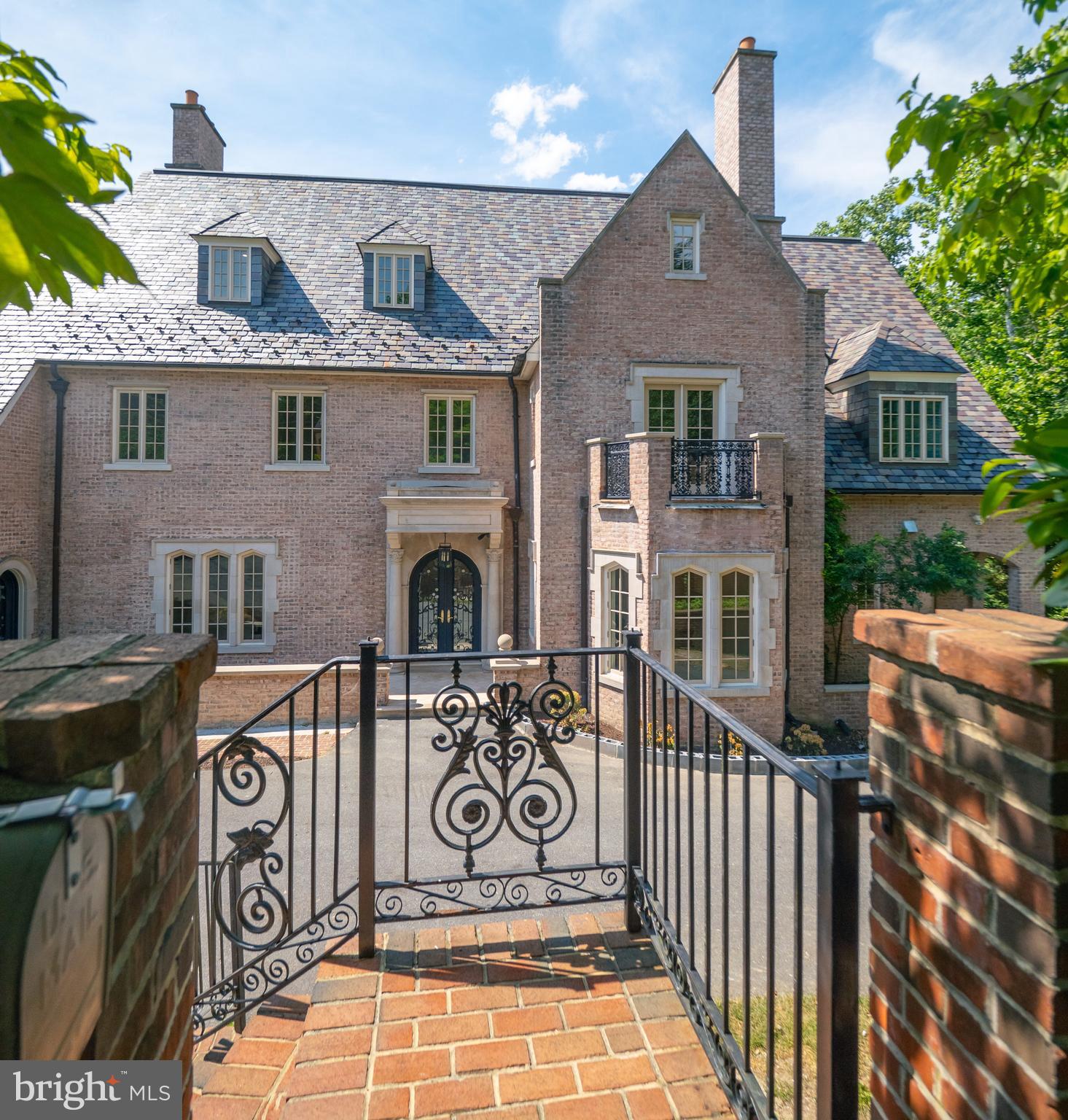 WESLEY HEIGHTS - Residential