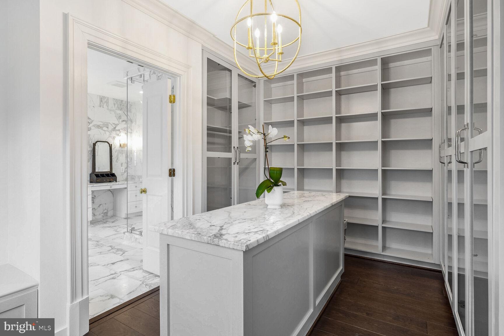 WESLEY HEIGHTS - Residential