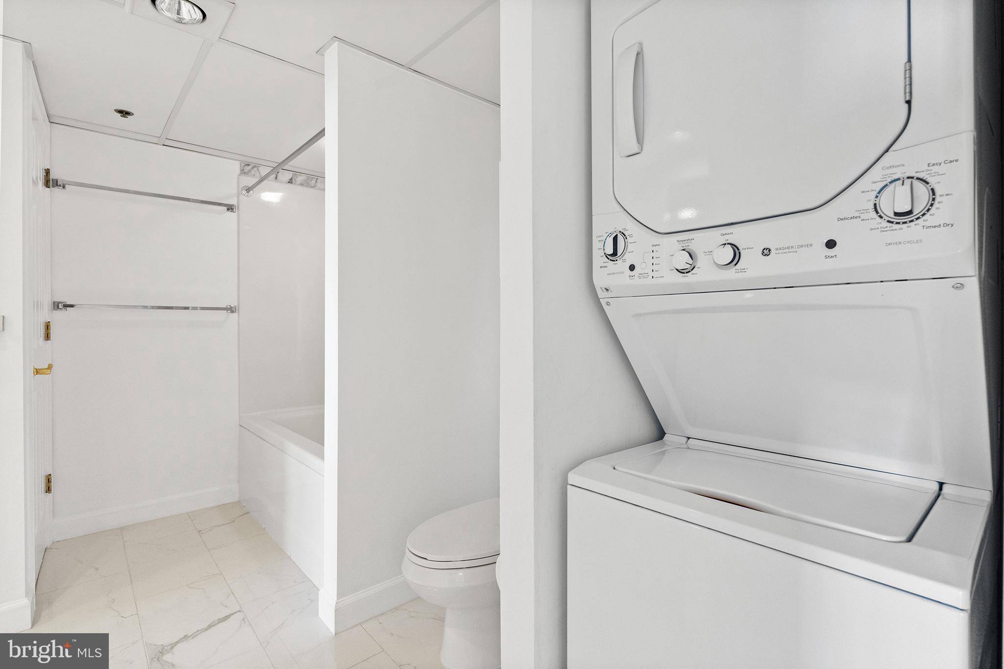 THE WILLIAMSBURG - Residential Lease