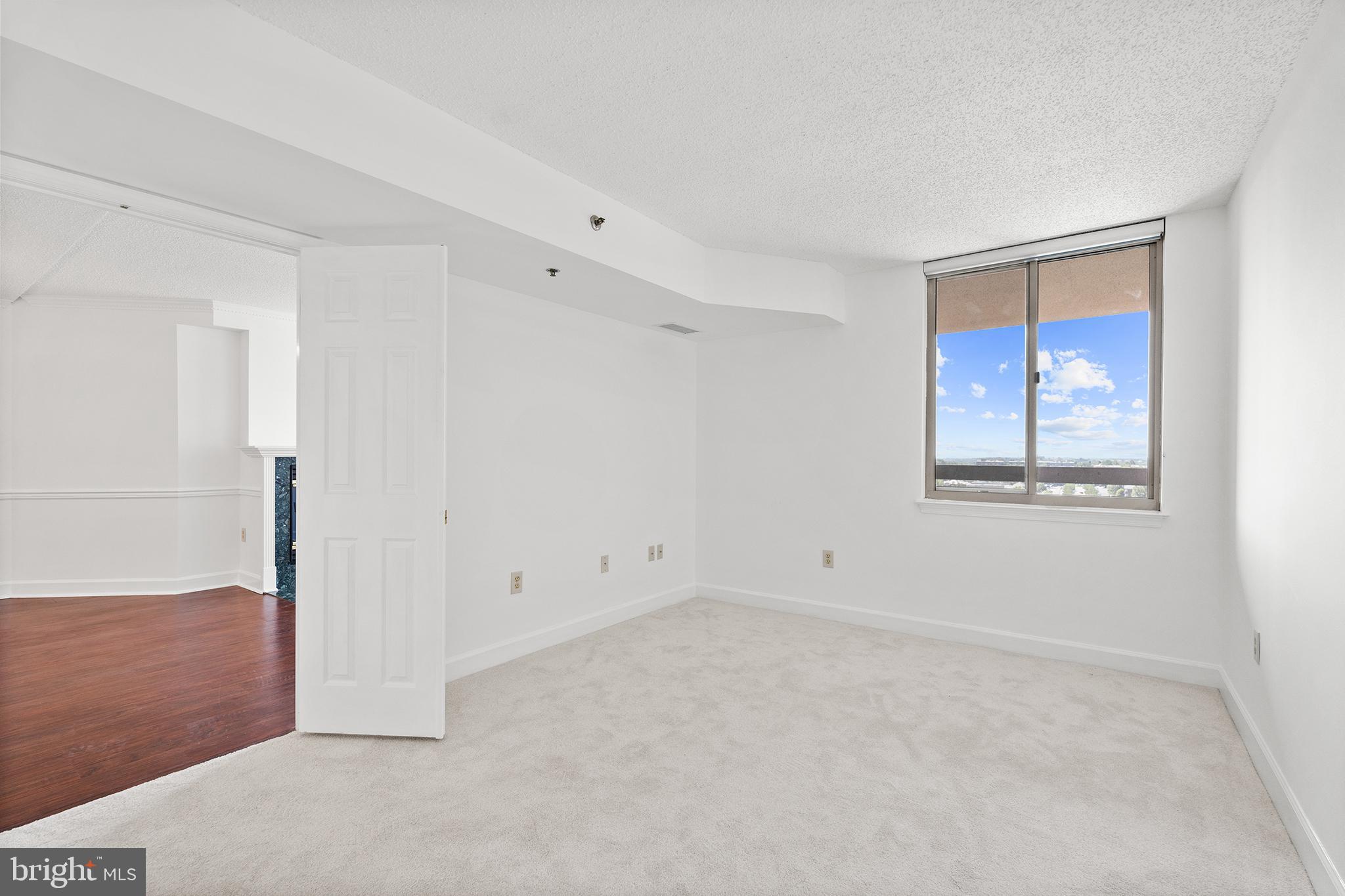 THE WILLIAMSBURG - Residential Lease