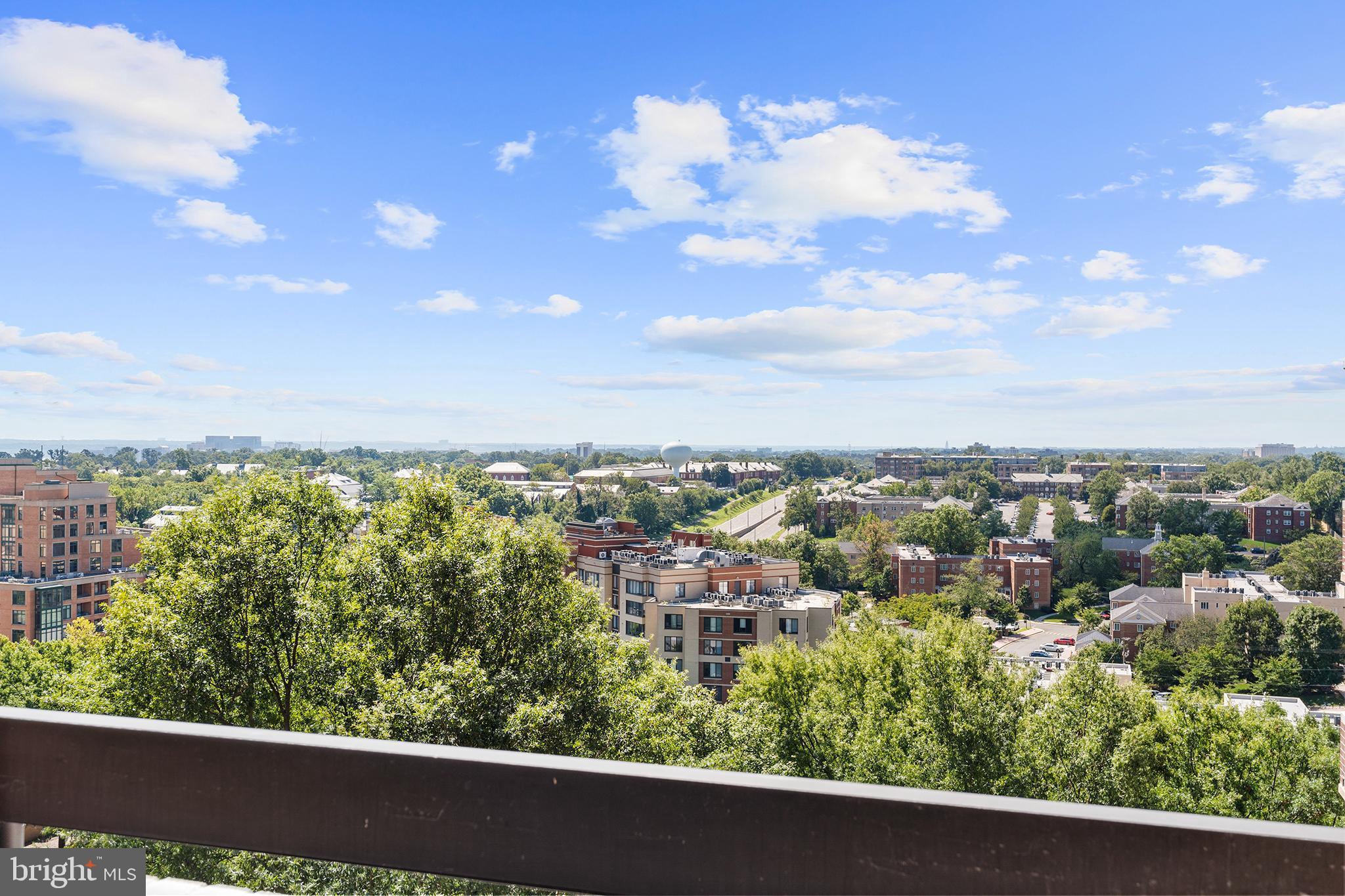 THE WILLIAMSBURG - Residential Lease