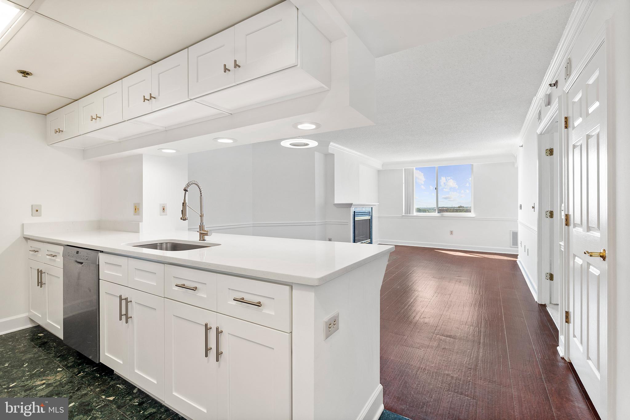 THE WILLIAMSBURG - Residential Lease