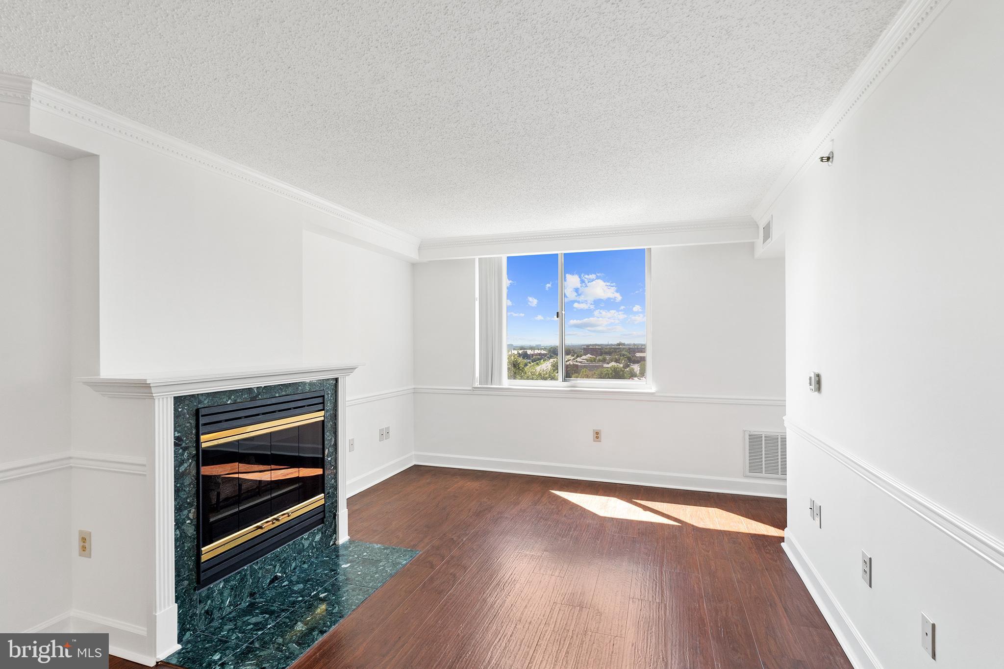 THE WILLIAMSBURG - Residential Lease