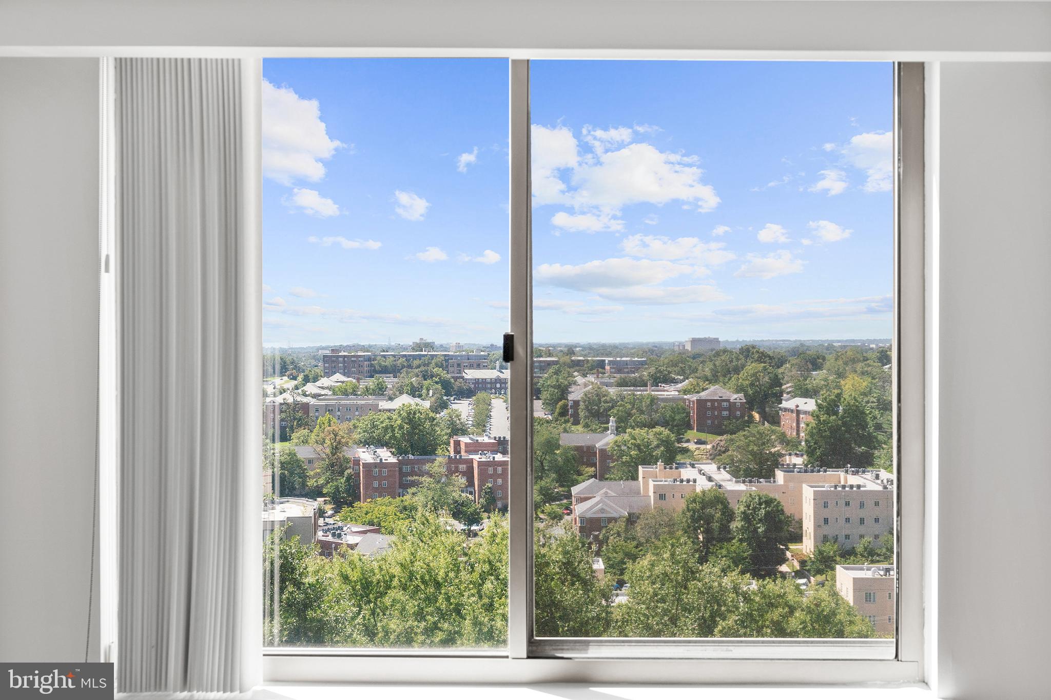 THE WILLIAMSBURG - Residential Lease